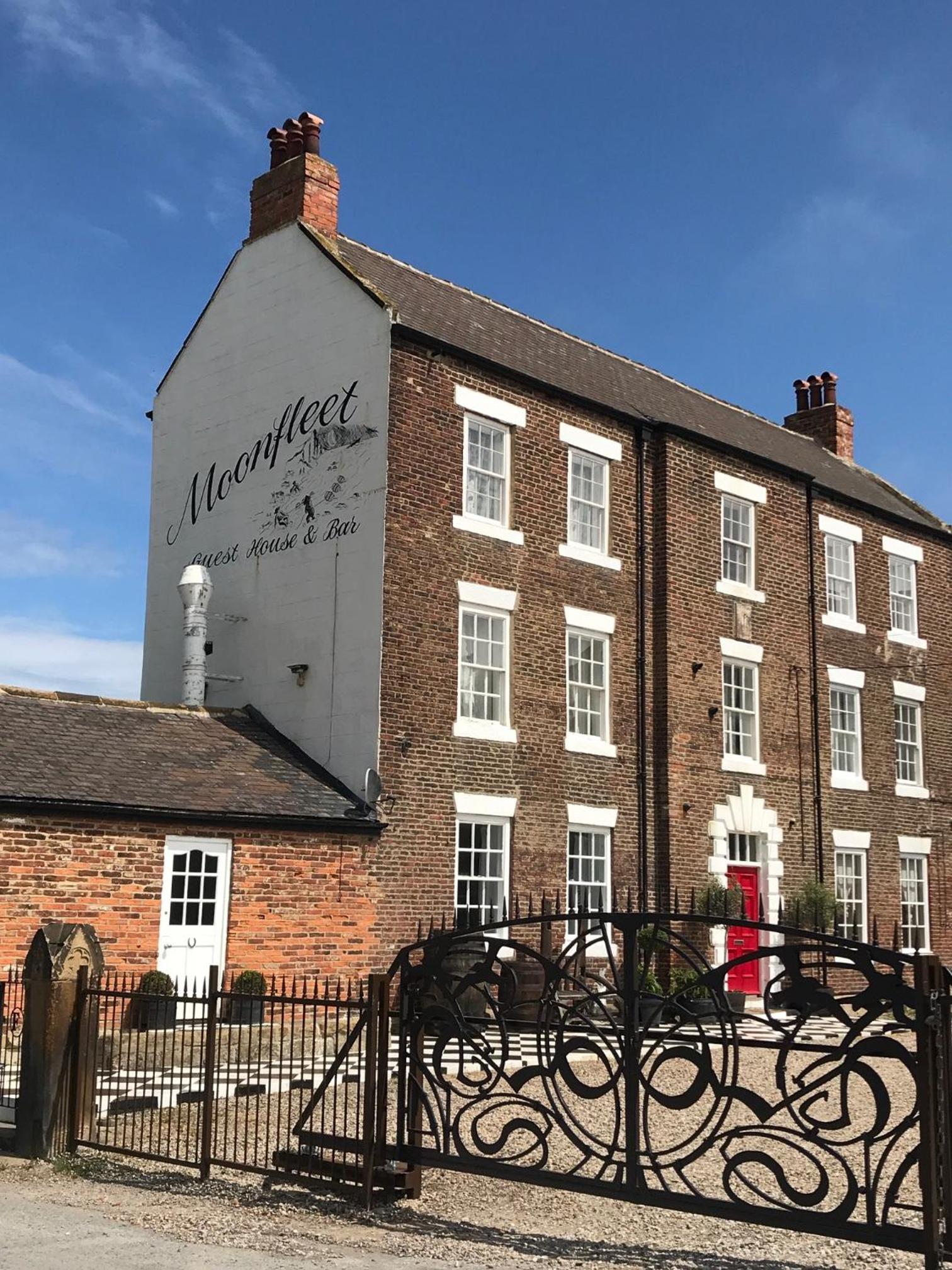 Moonfleet Boutique Hotel