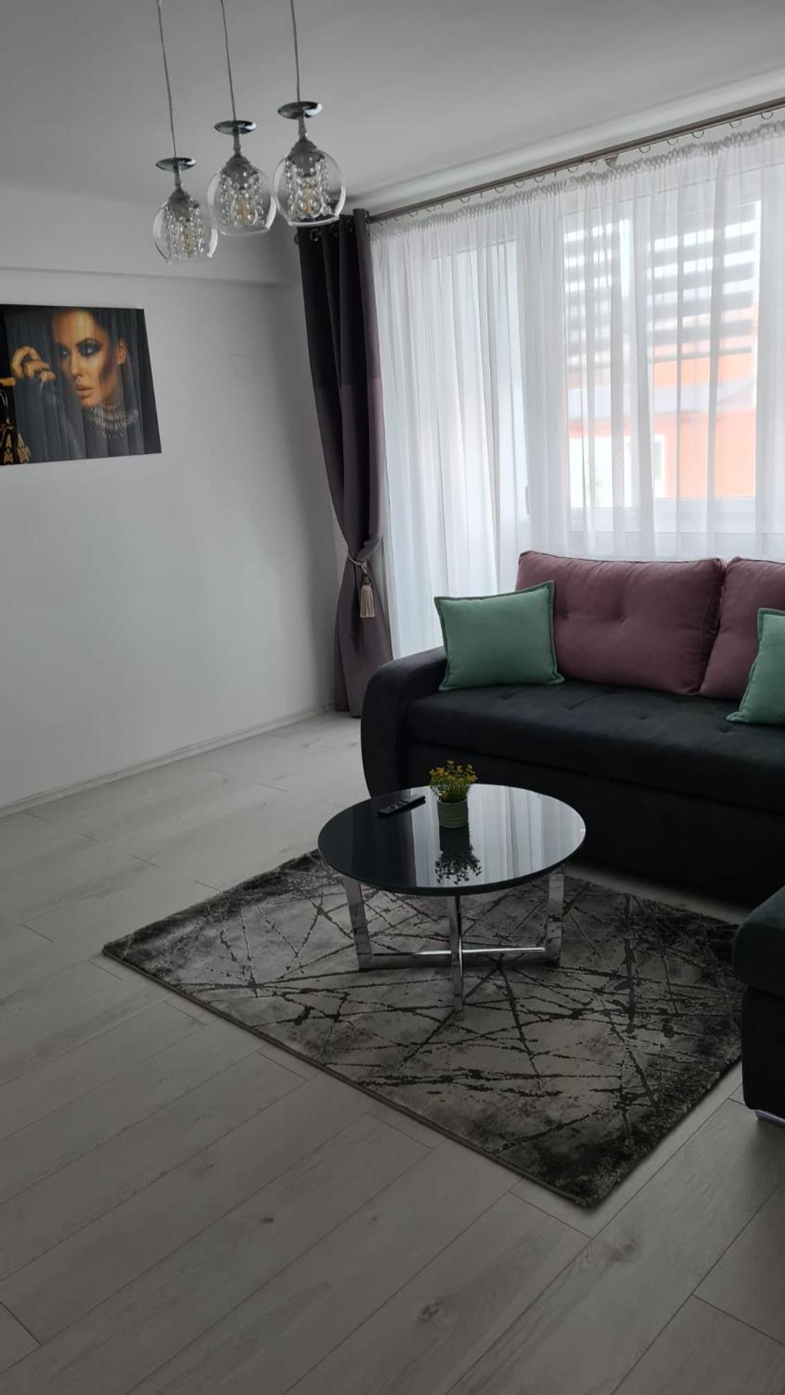 Iggy Luxury Central Apartment Images