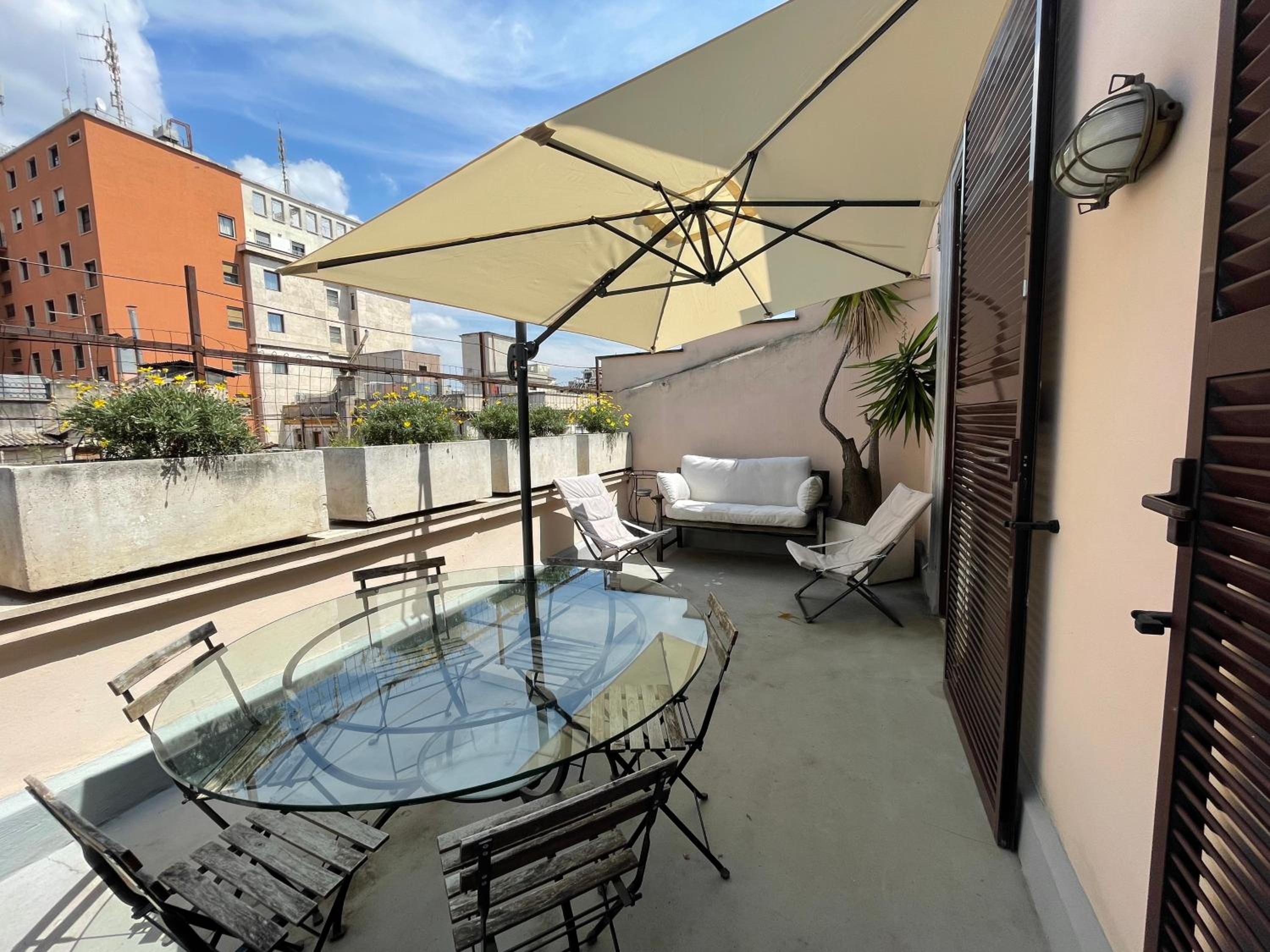 Loft Esquilino Terrazza a Stazione Termini Images