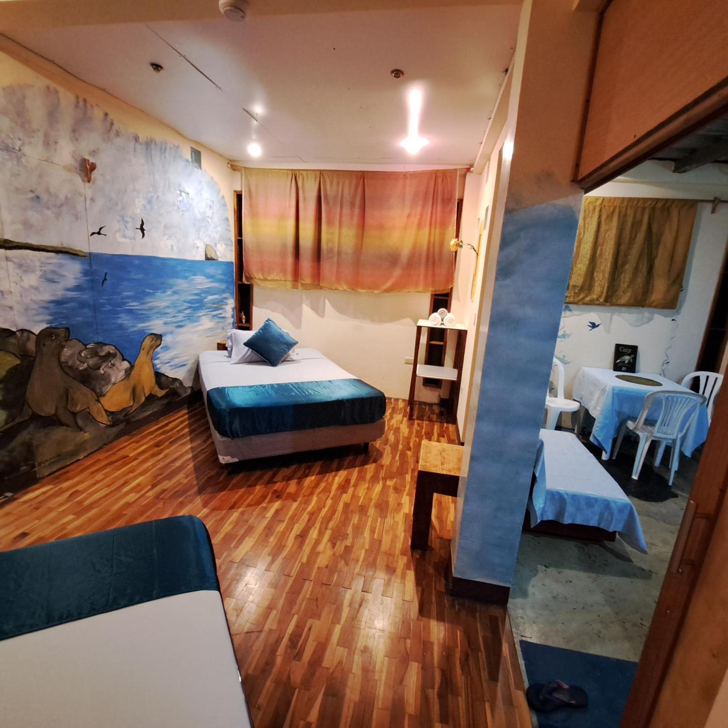 Cozy Hosting Galapagos Images