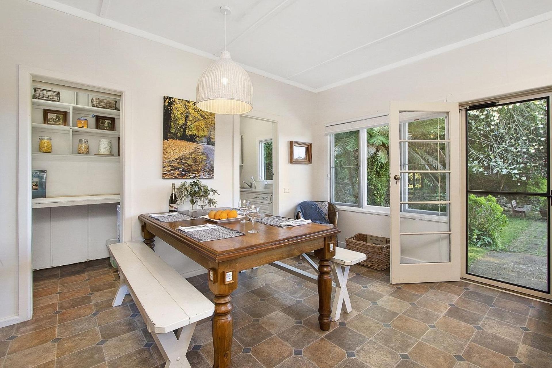Gowan Ross Cottage Images