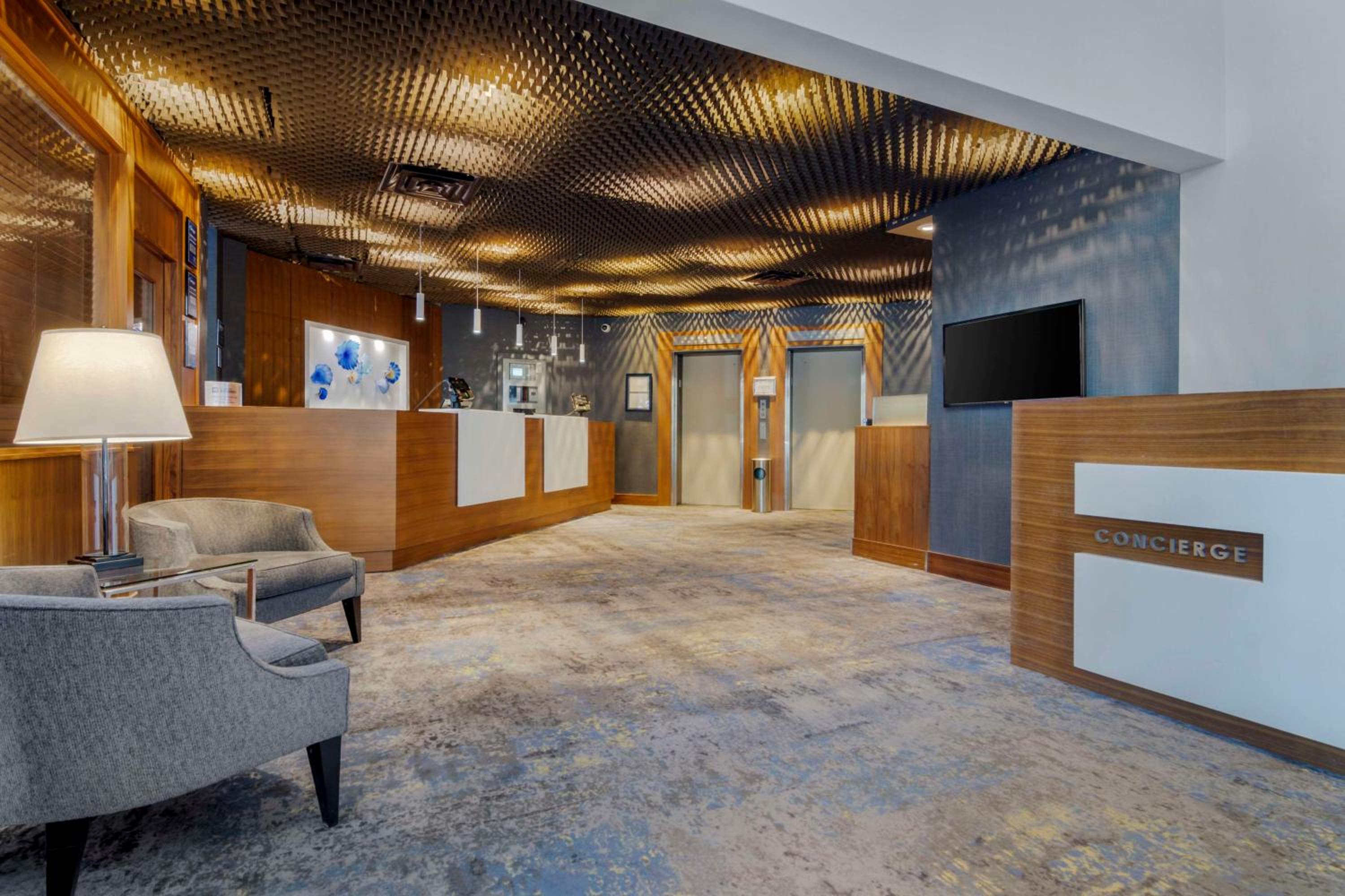 Best Western Premier Chateau Granville Hotel & Suites & Conference