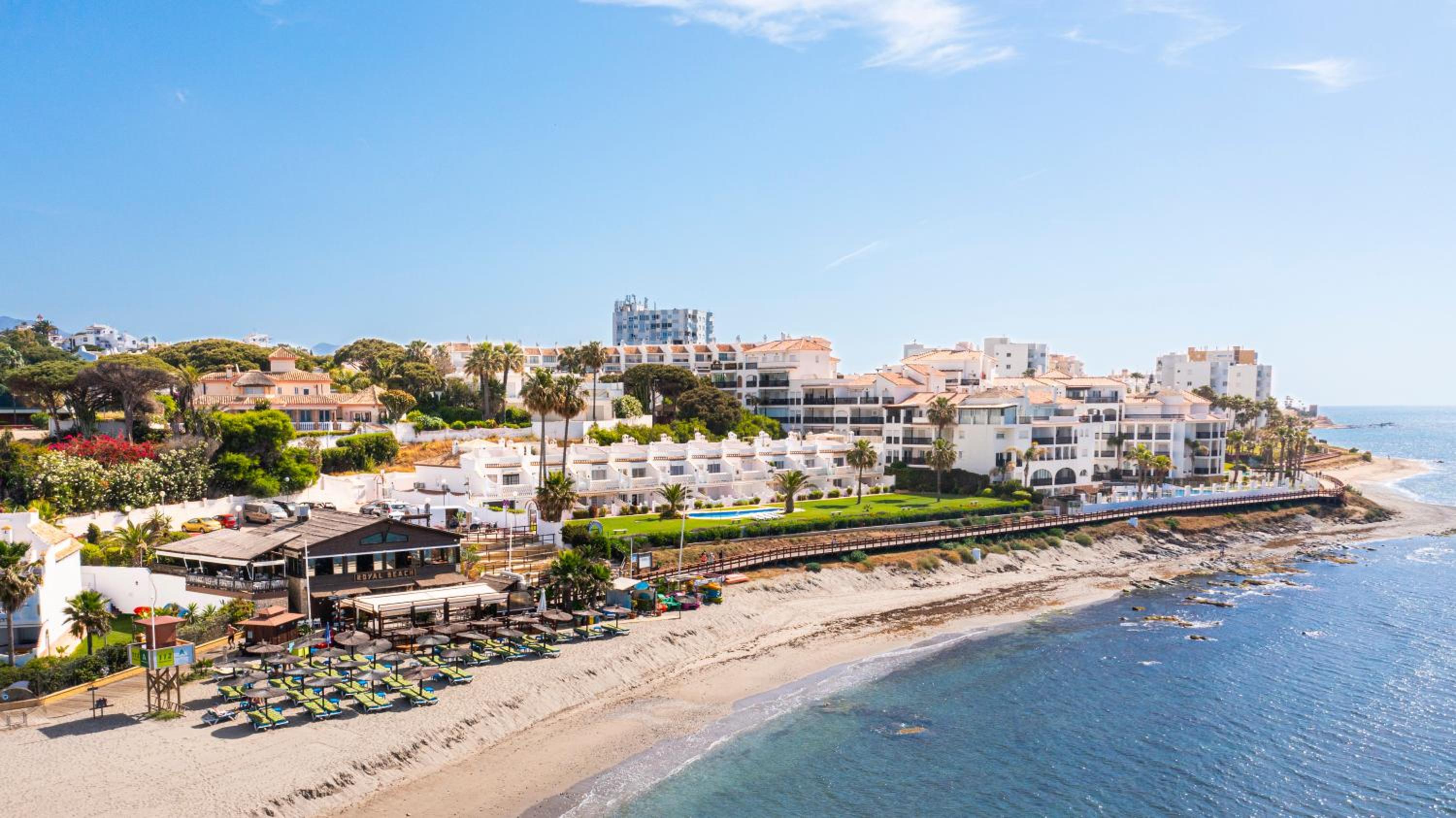 Apartamento en Royal Beach - Playa de Calahonda Images