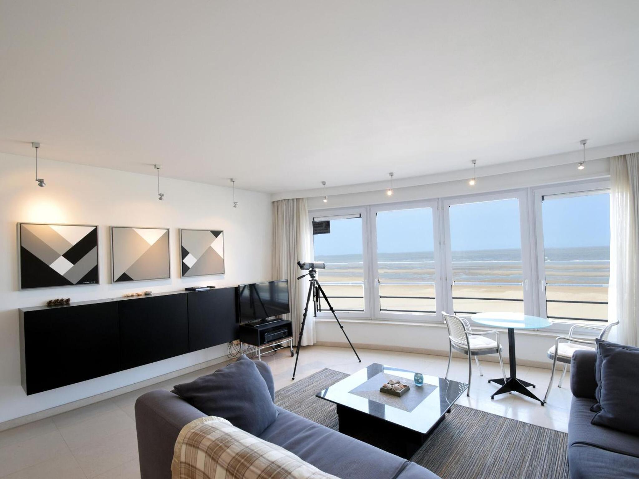 Cockpit 0102 apartment overlooking the sea Images