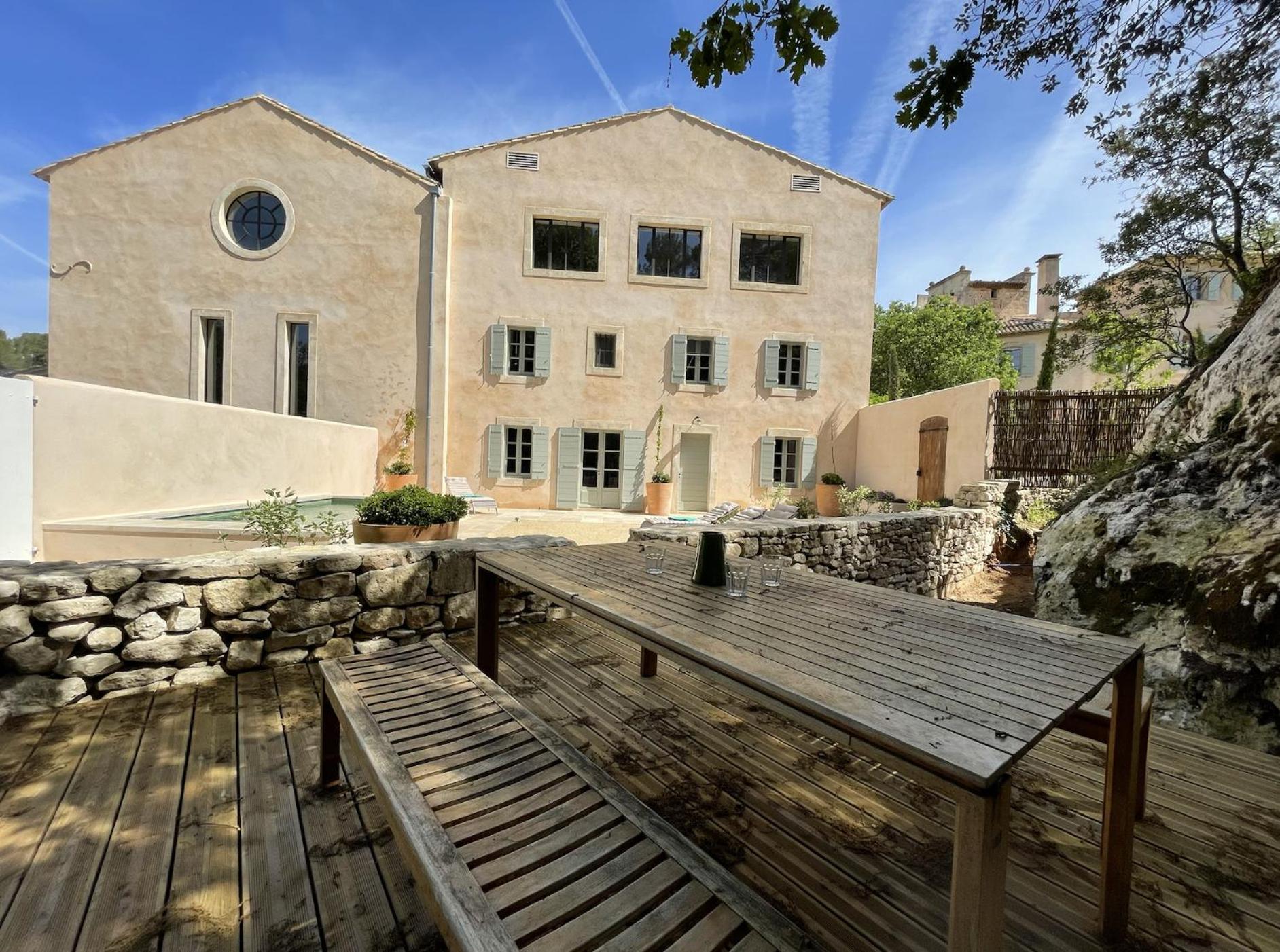 LES ROCHES Images