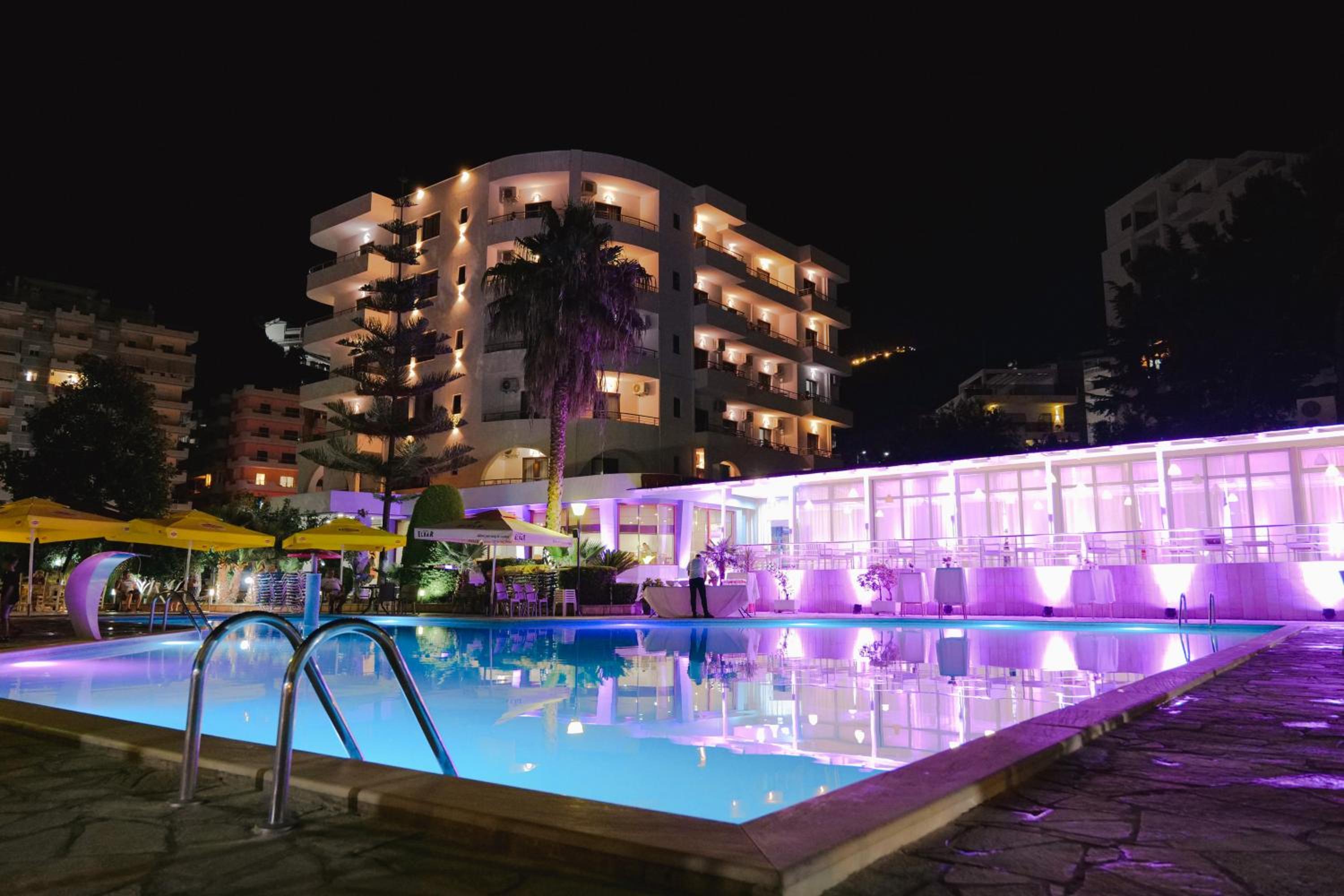 Hotel Mediterrane Images