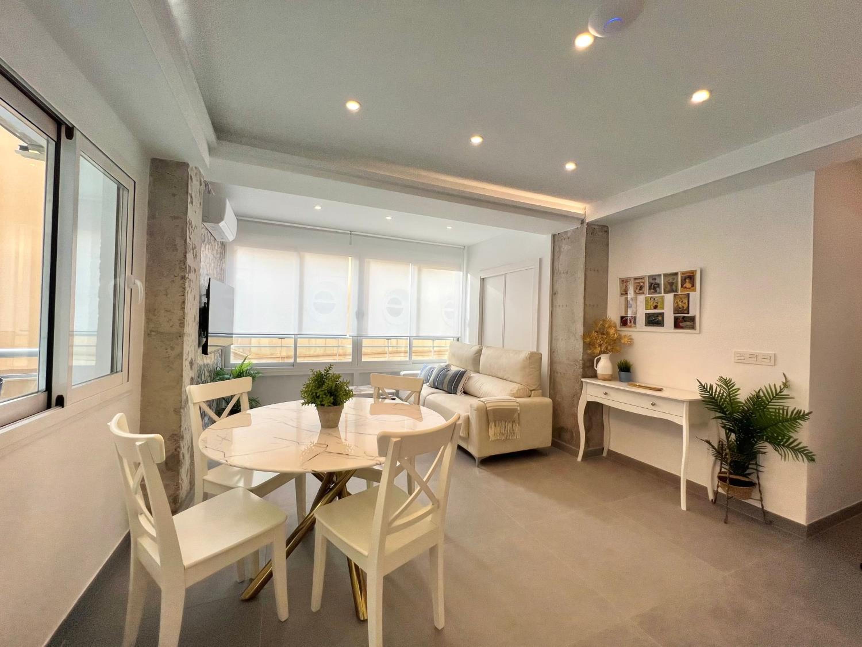 Malagueta beach III & Terrace by ELE Apartments Images