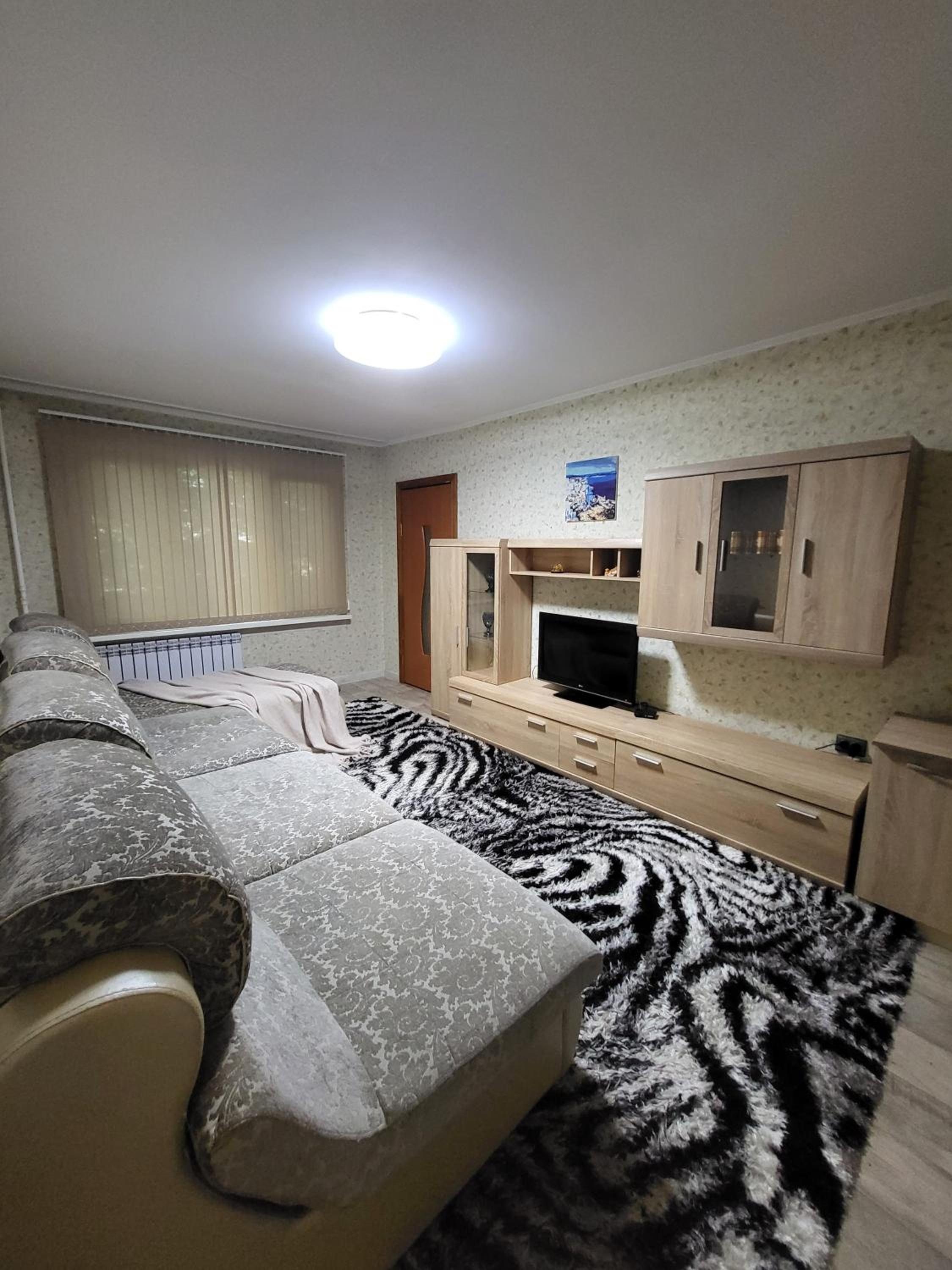 Симпатичная квартирка рядом с парком! Images