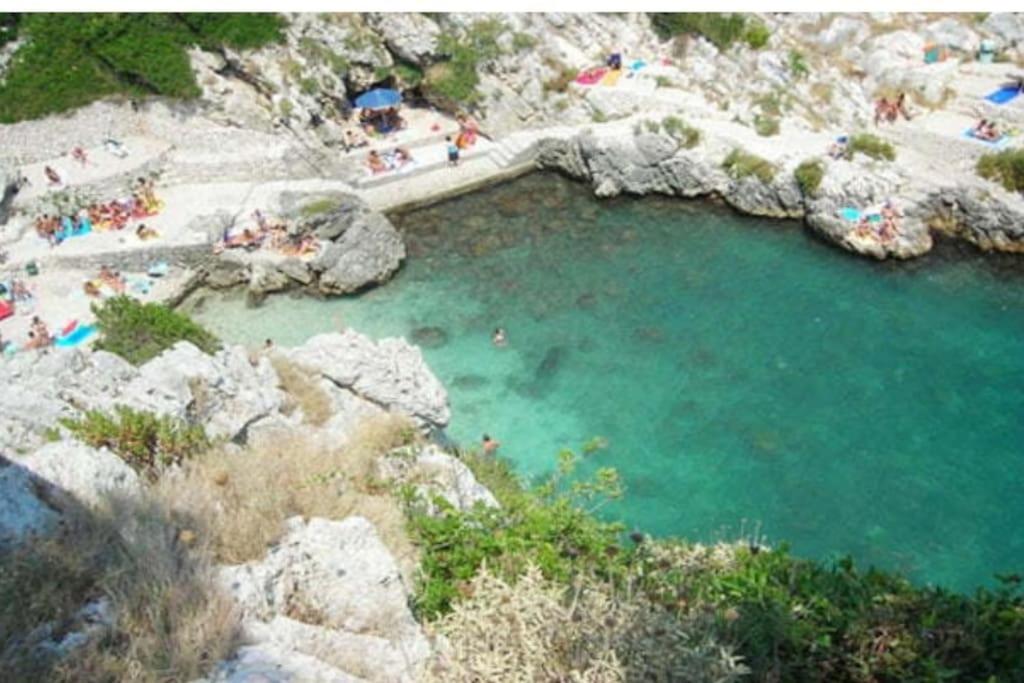 Salento_Cala Acquaviva a Marina di Marittima (LE) Images
