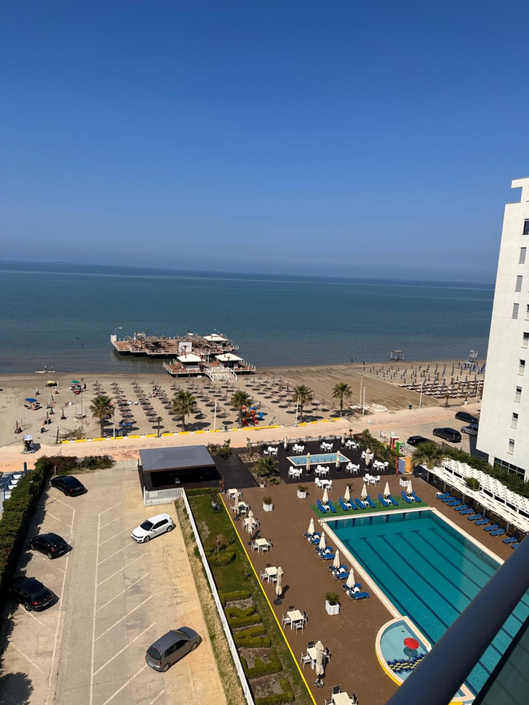 Regatta Seaview Apartment 306 Images
