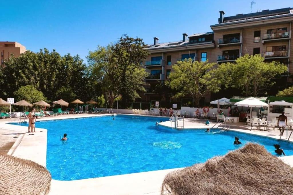 Apartamento 2 dormitorios en Benalmádena Images