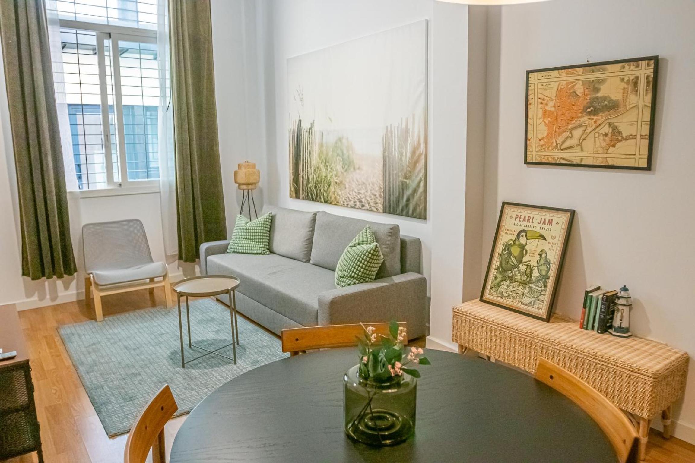 Peaceful central apartment Images