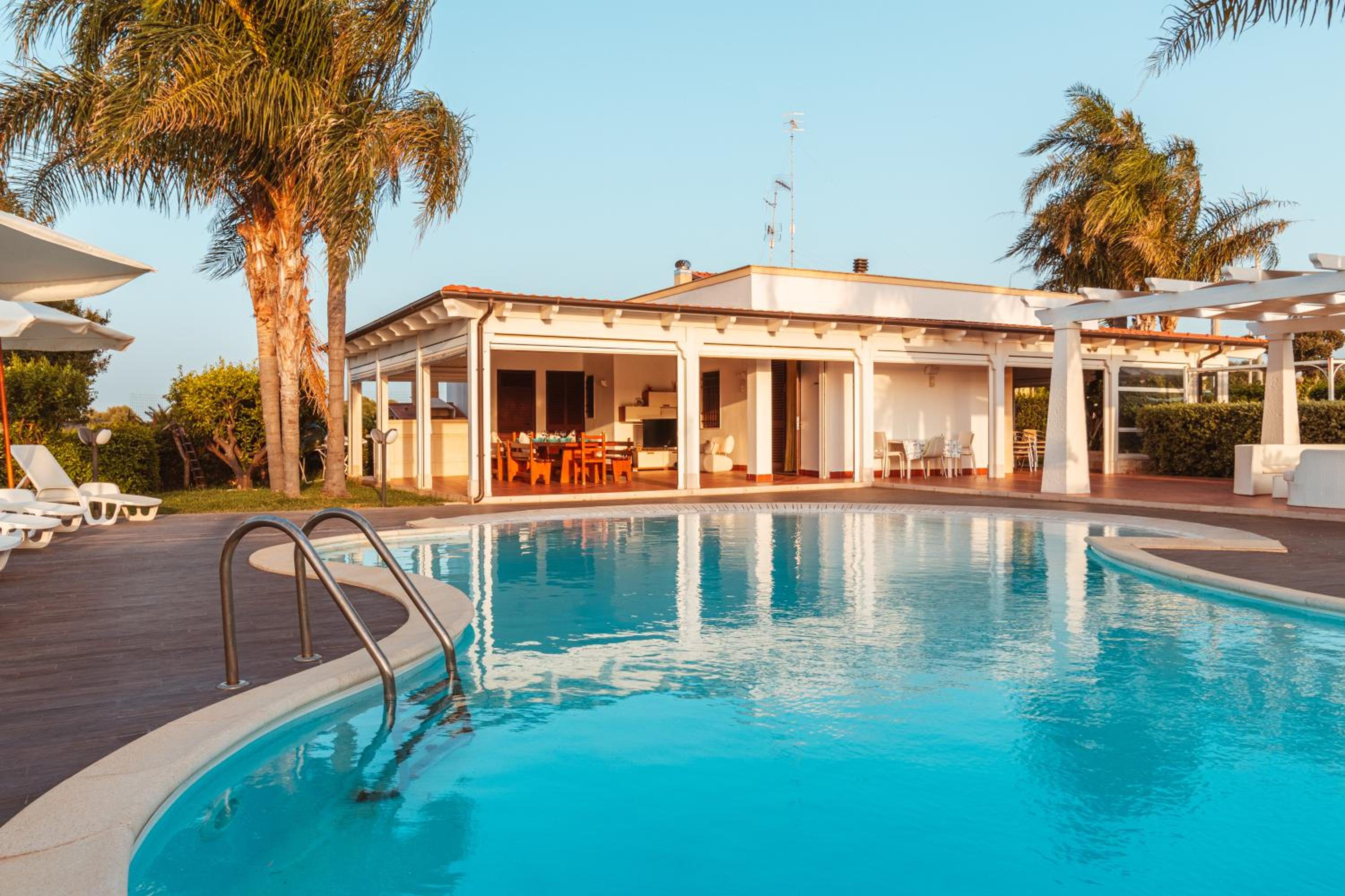 Villa Volare Images