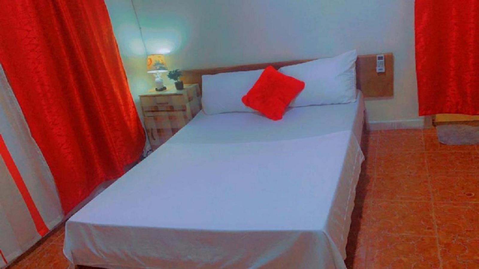 Une très belle chambre toilette interieure á ouest foire Best stays