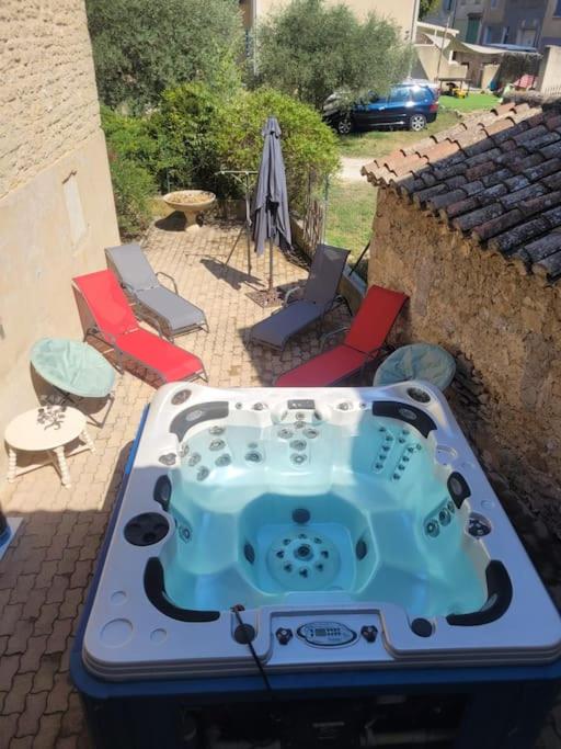 Maison 6-8 pers au cœur du village Images