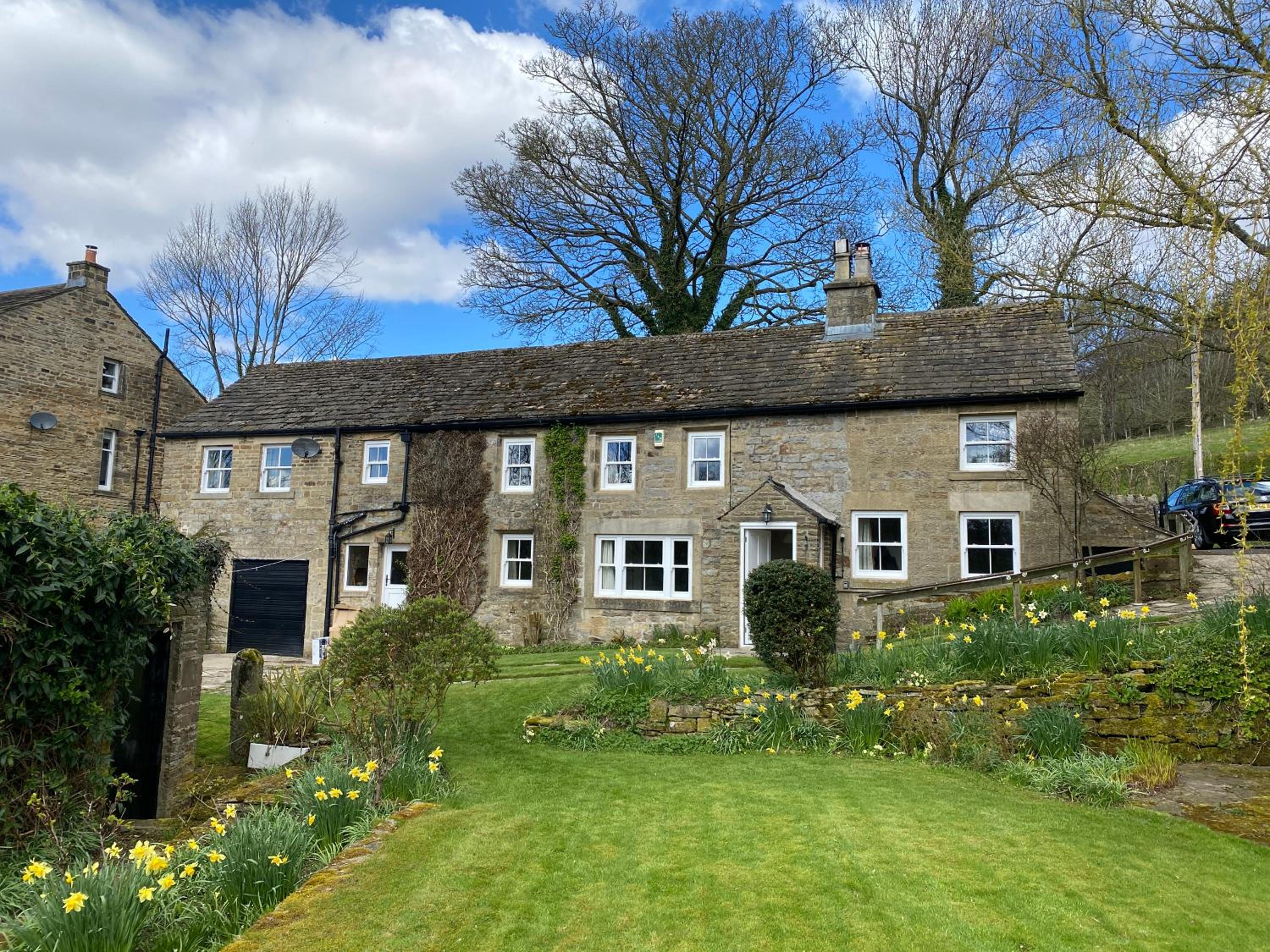 Sandholme Cottage - Pateley Bridge Images