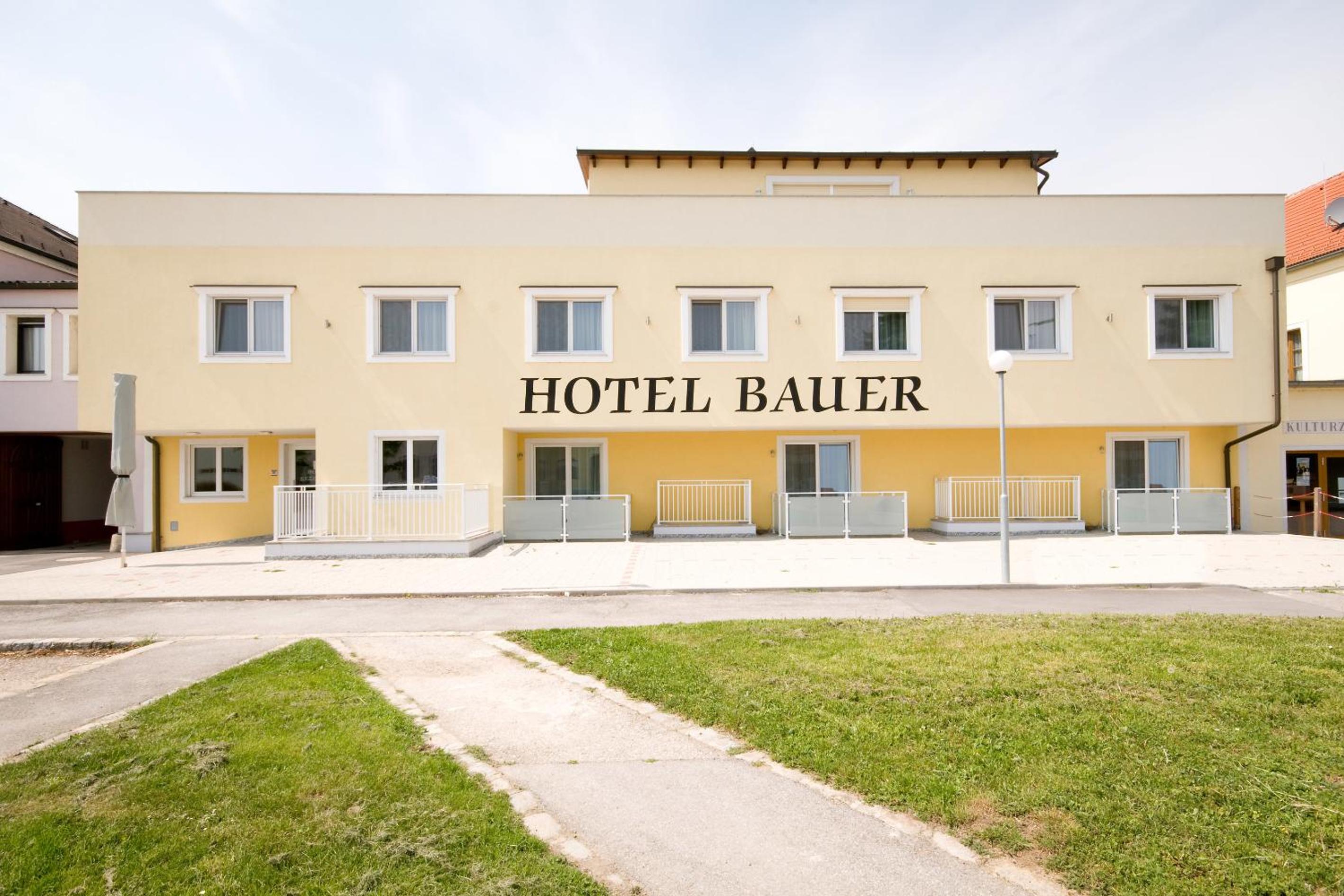 Hotel Bauer Images