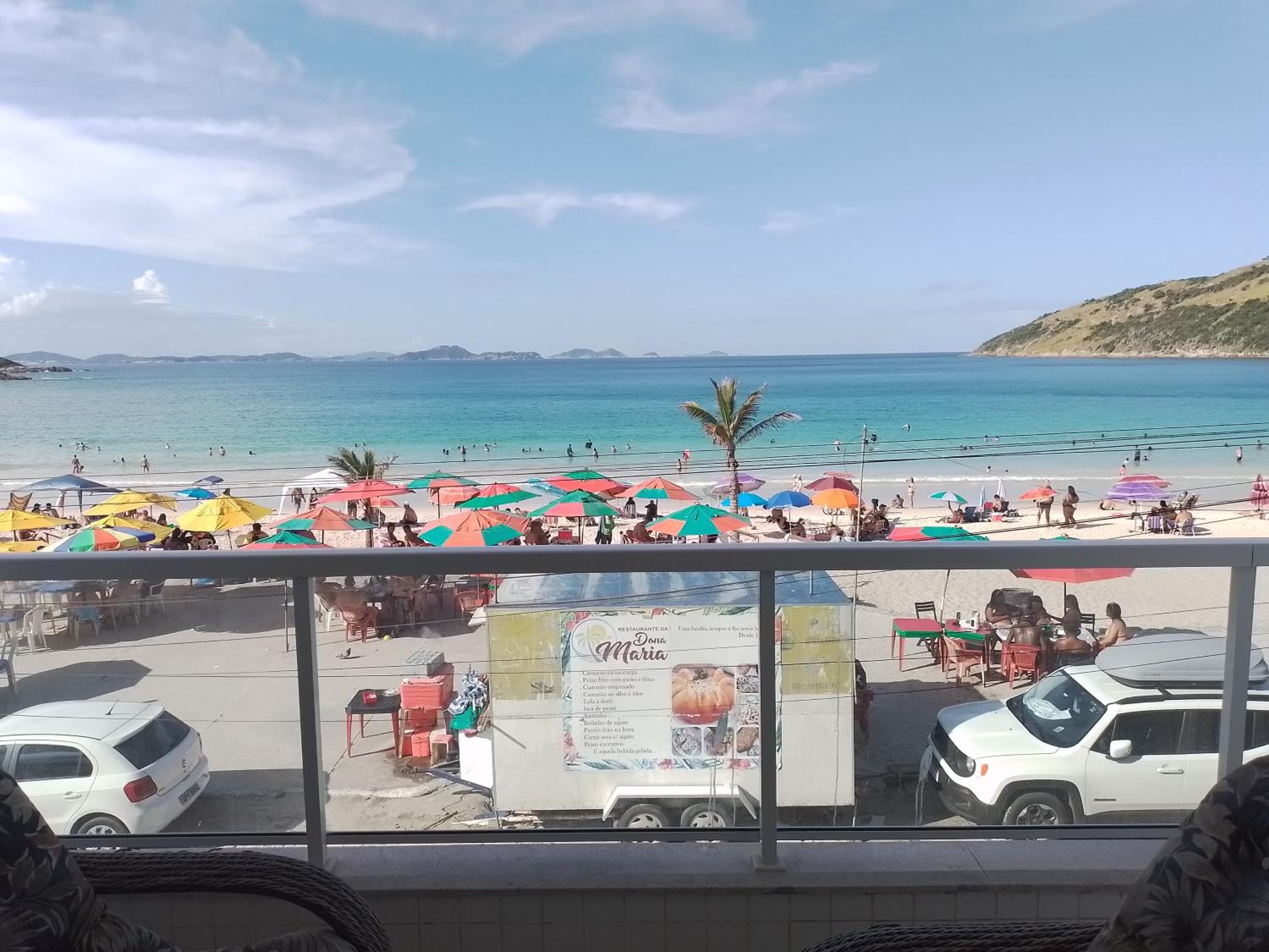 Frente Mar Com 3 Quartos Com Ar ! Lazer Com Piscina e Churrasqueira Images