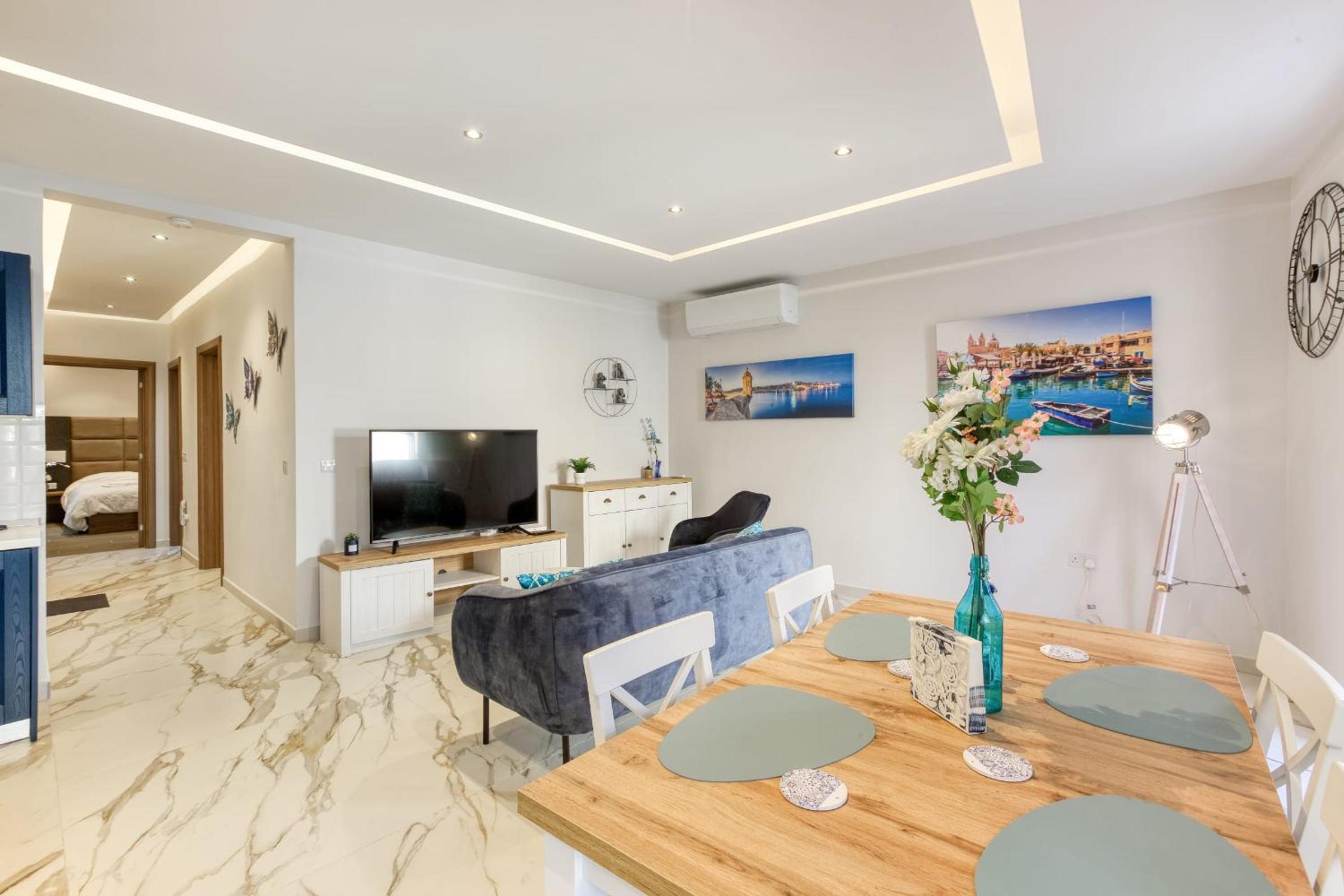 Bluebell Apartment-Hosted by Sweetstay Images