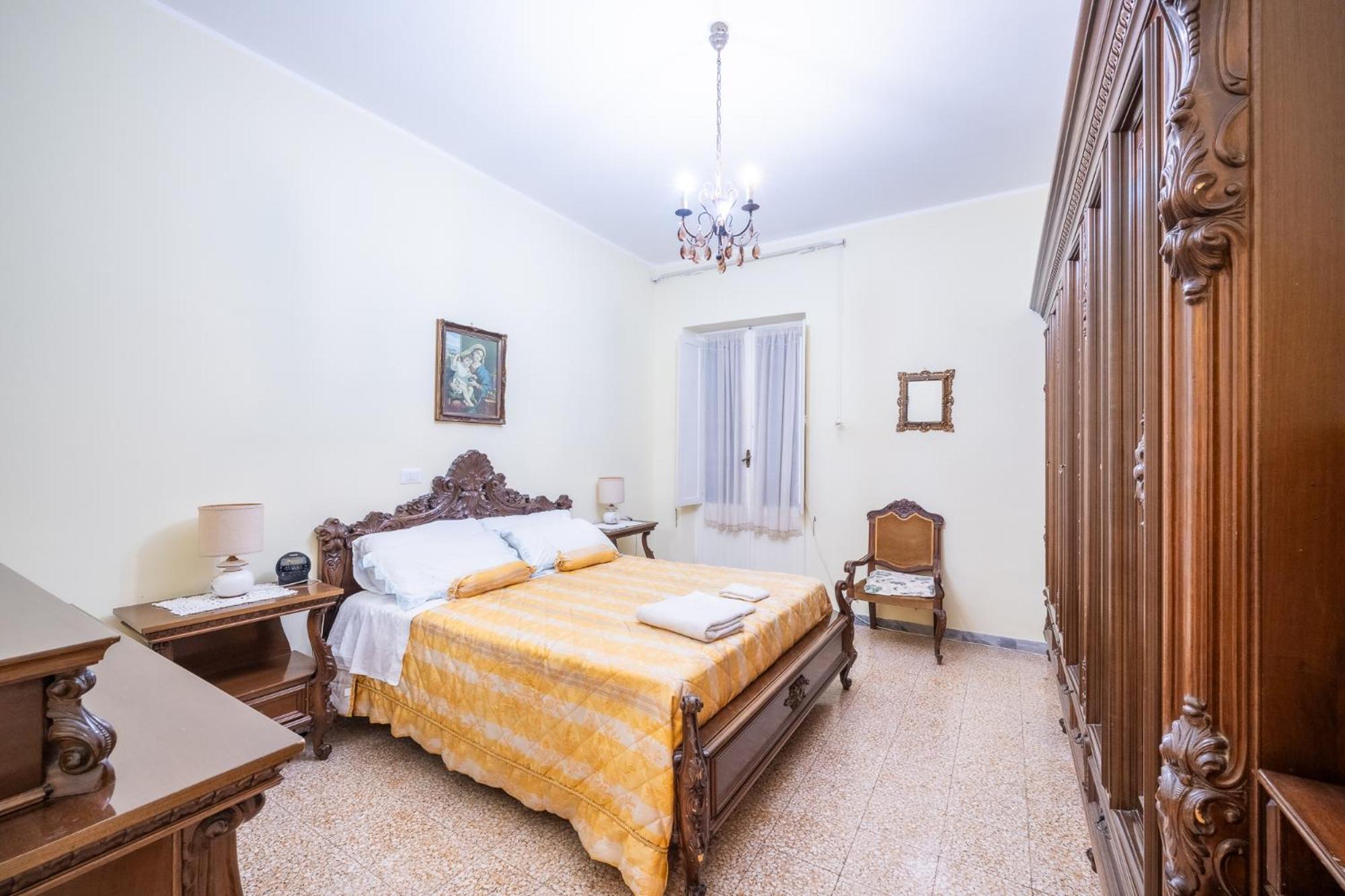 APPARTAMENTO IN CENTRO 5 MIN DAL MARE Images