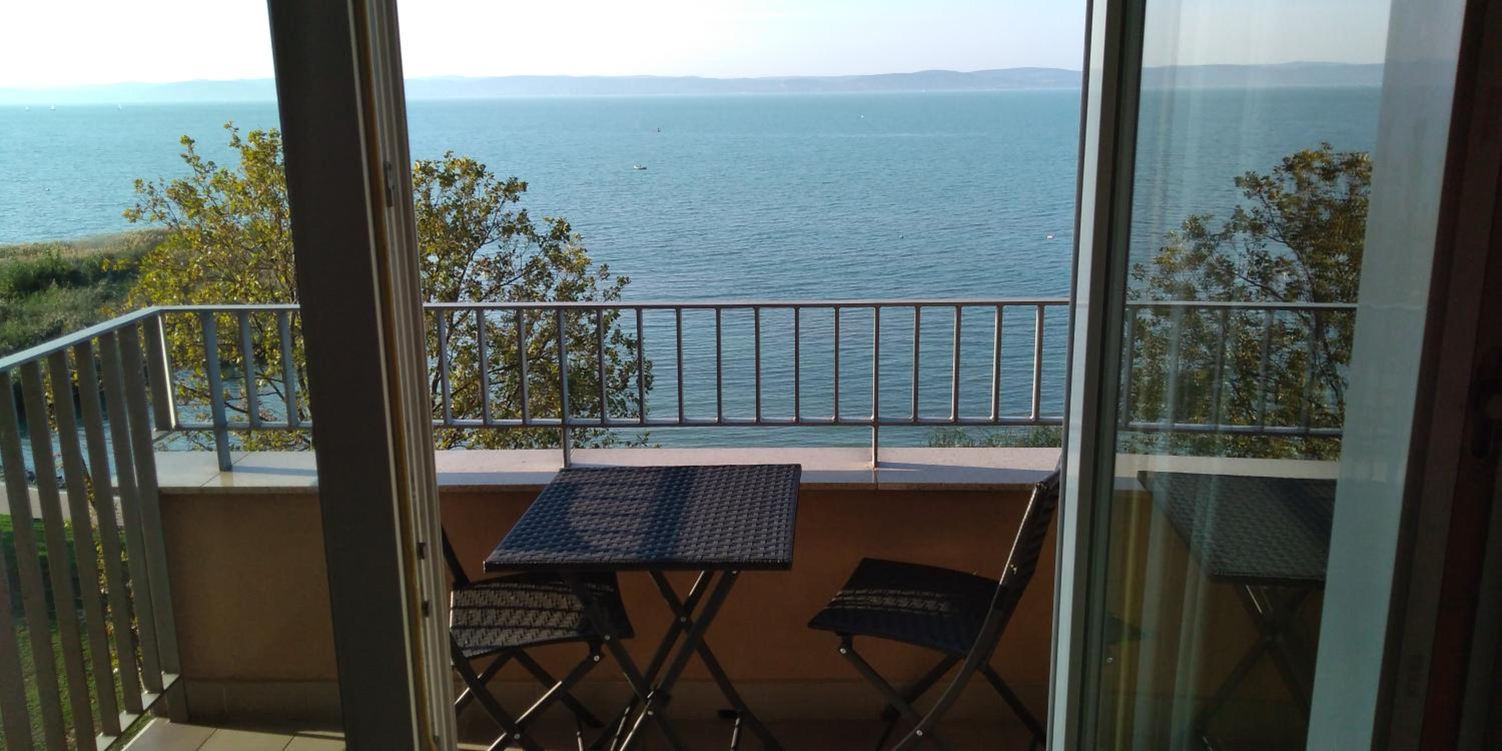 Piroska Wellness Apartman Siófok Images