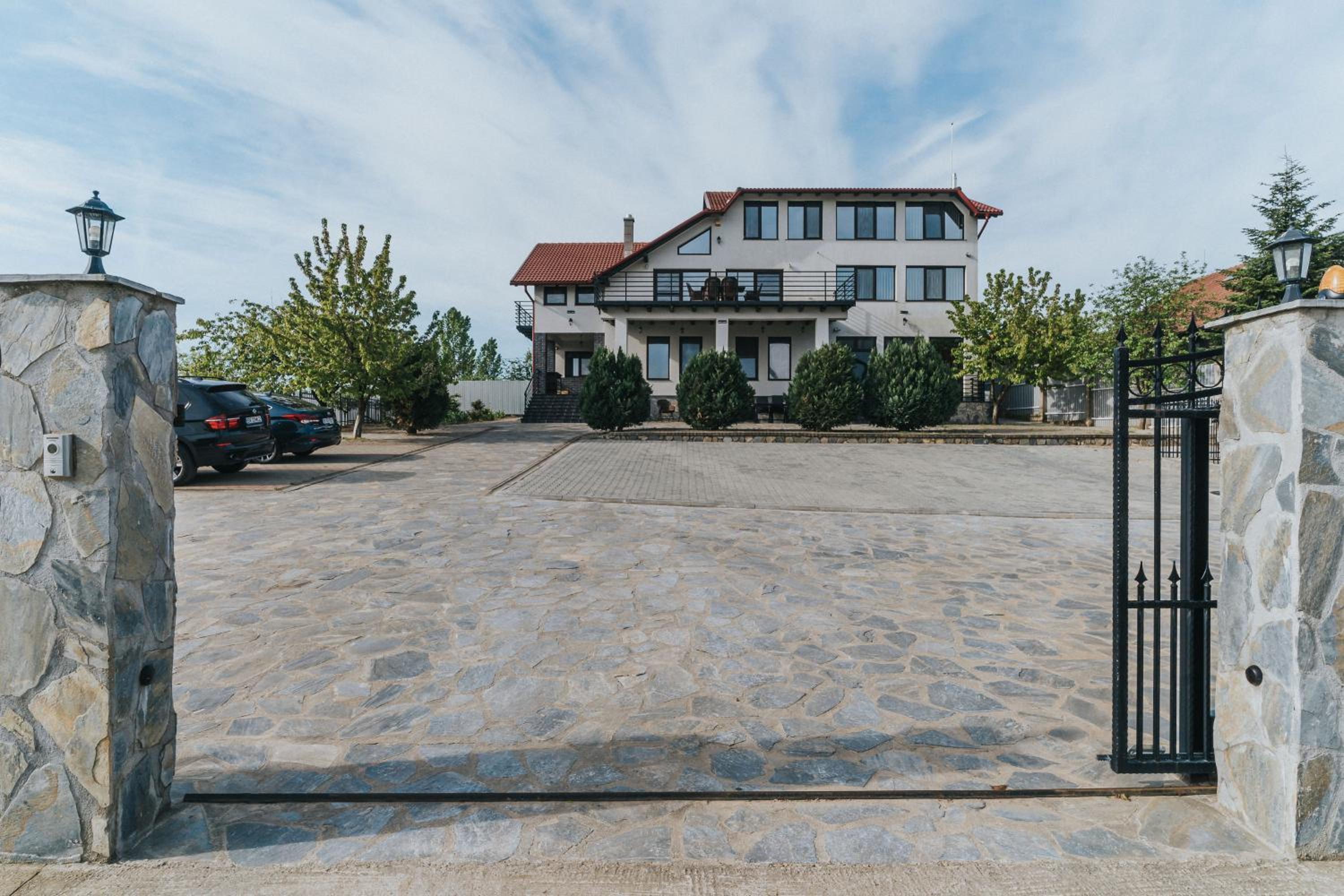 Diplomat Villa Images