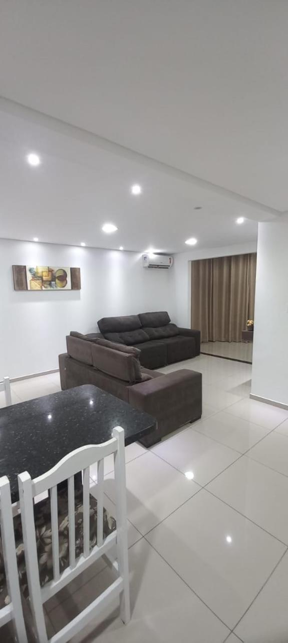 Apartamentos Ed London, na Av principal a poucos passos das Termas Images