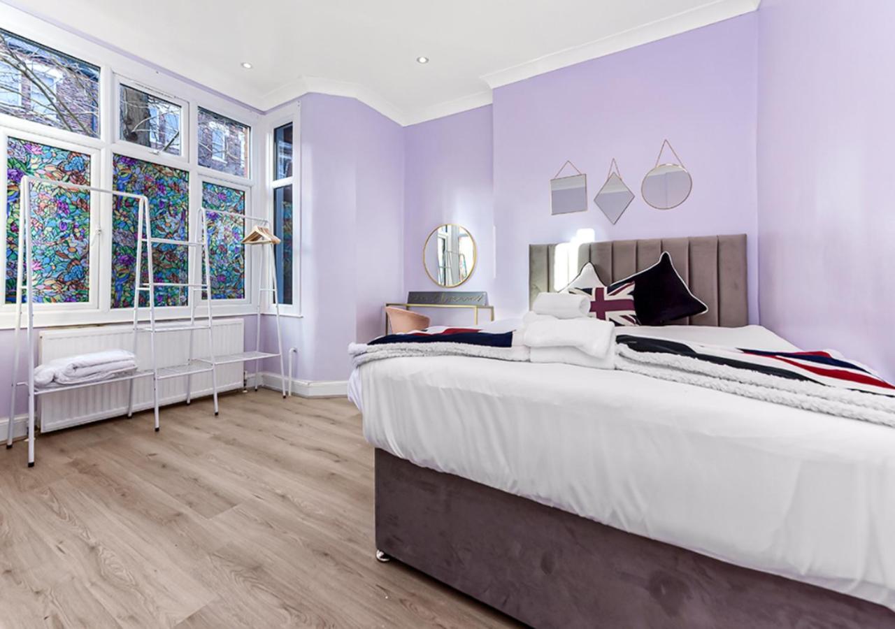 Amazing 2 Bedroom flat in London Images