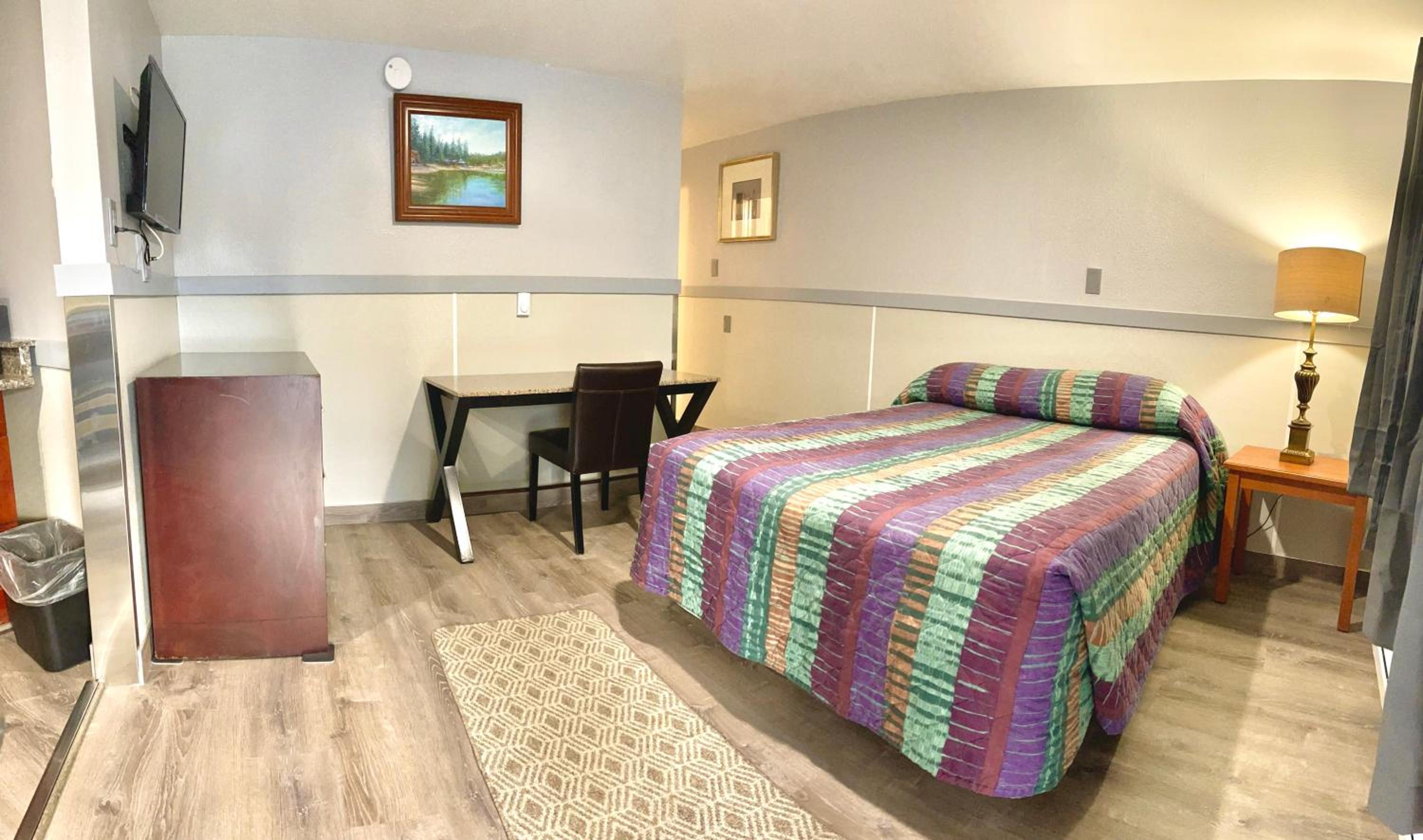 Emerald Best Motel