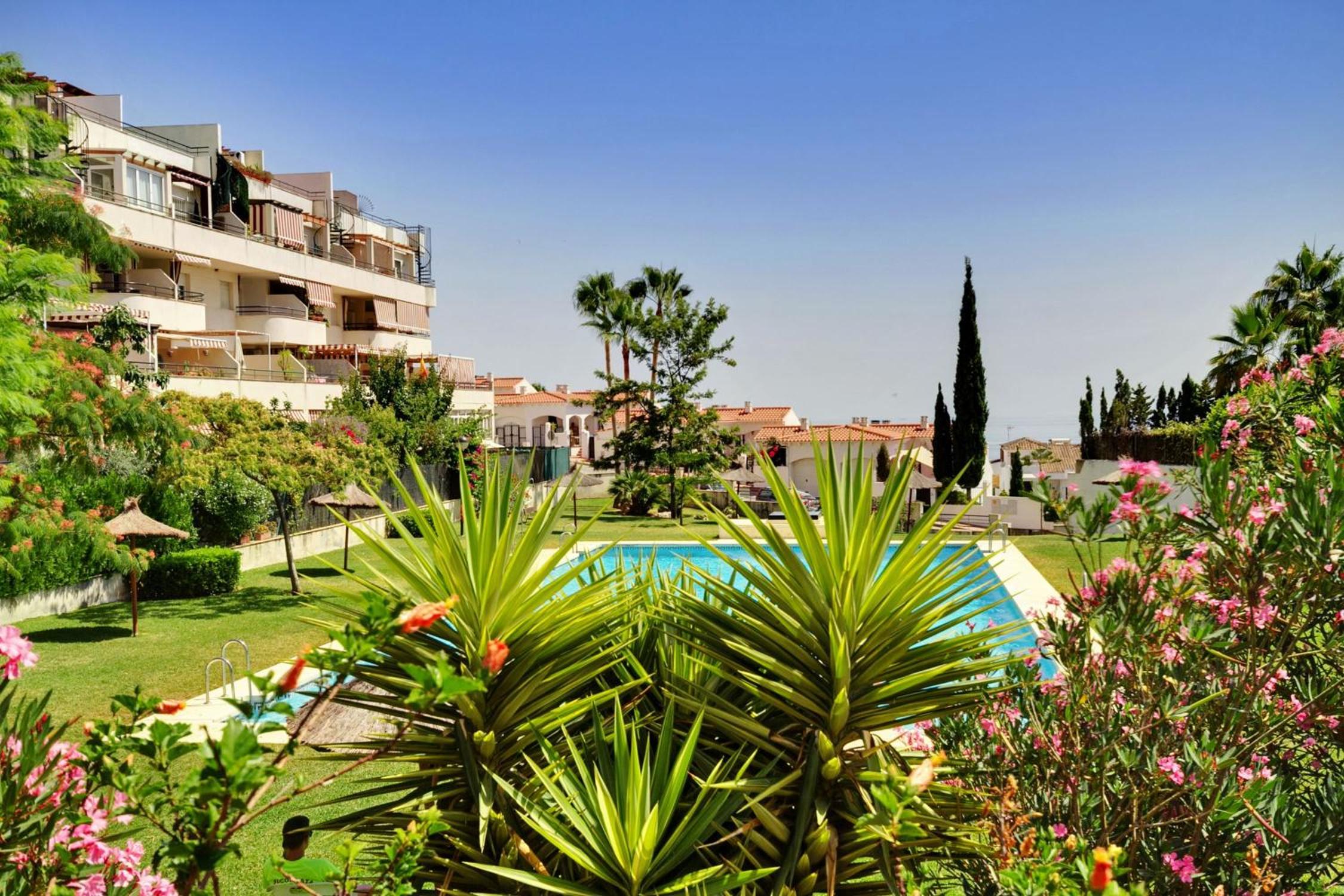 Del Parque Flats - Golf & Beach Terrace Images