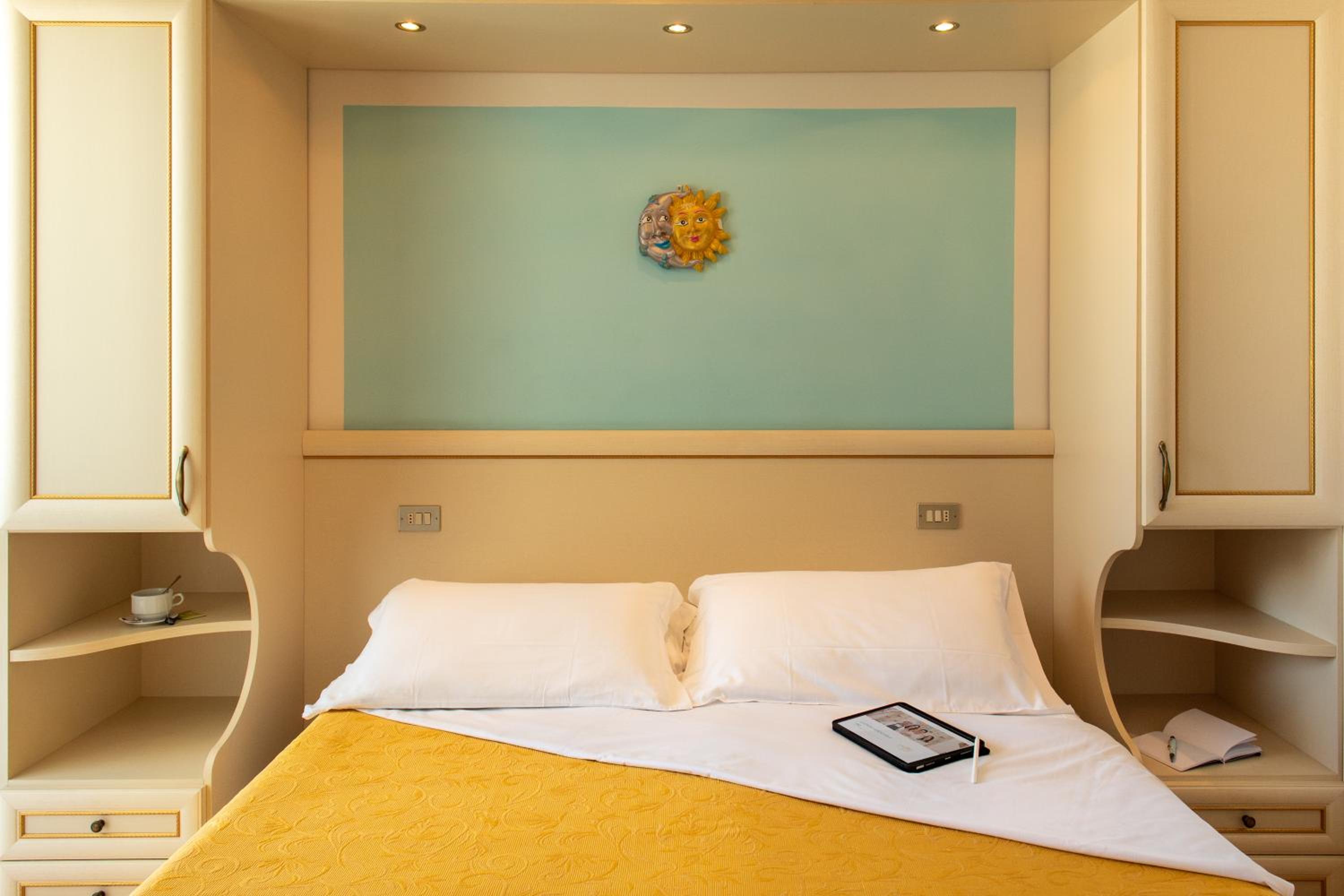 Hotel Altair Images
