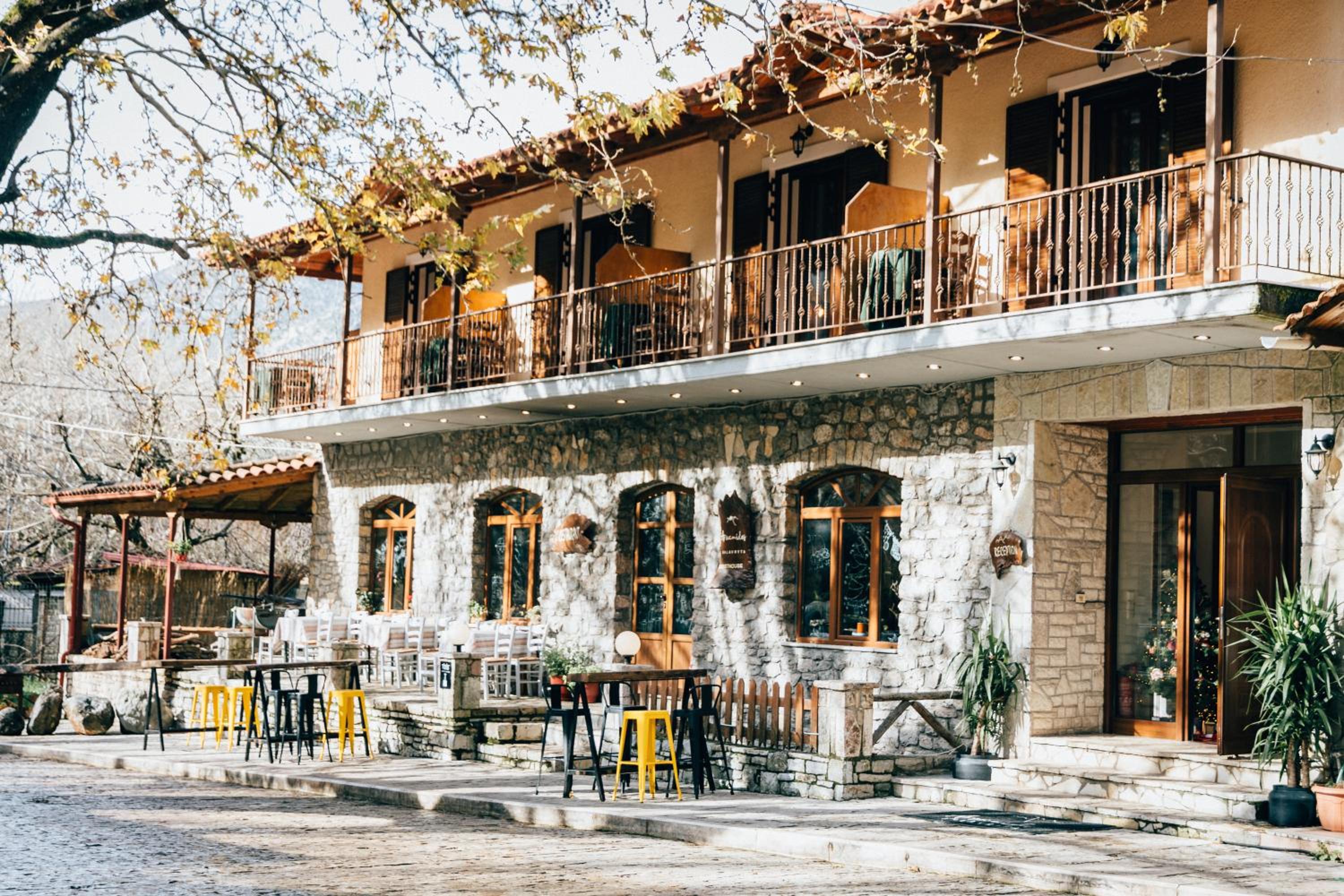 Mountain Hotels "Aroanides"