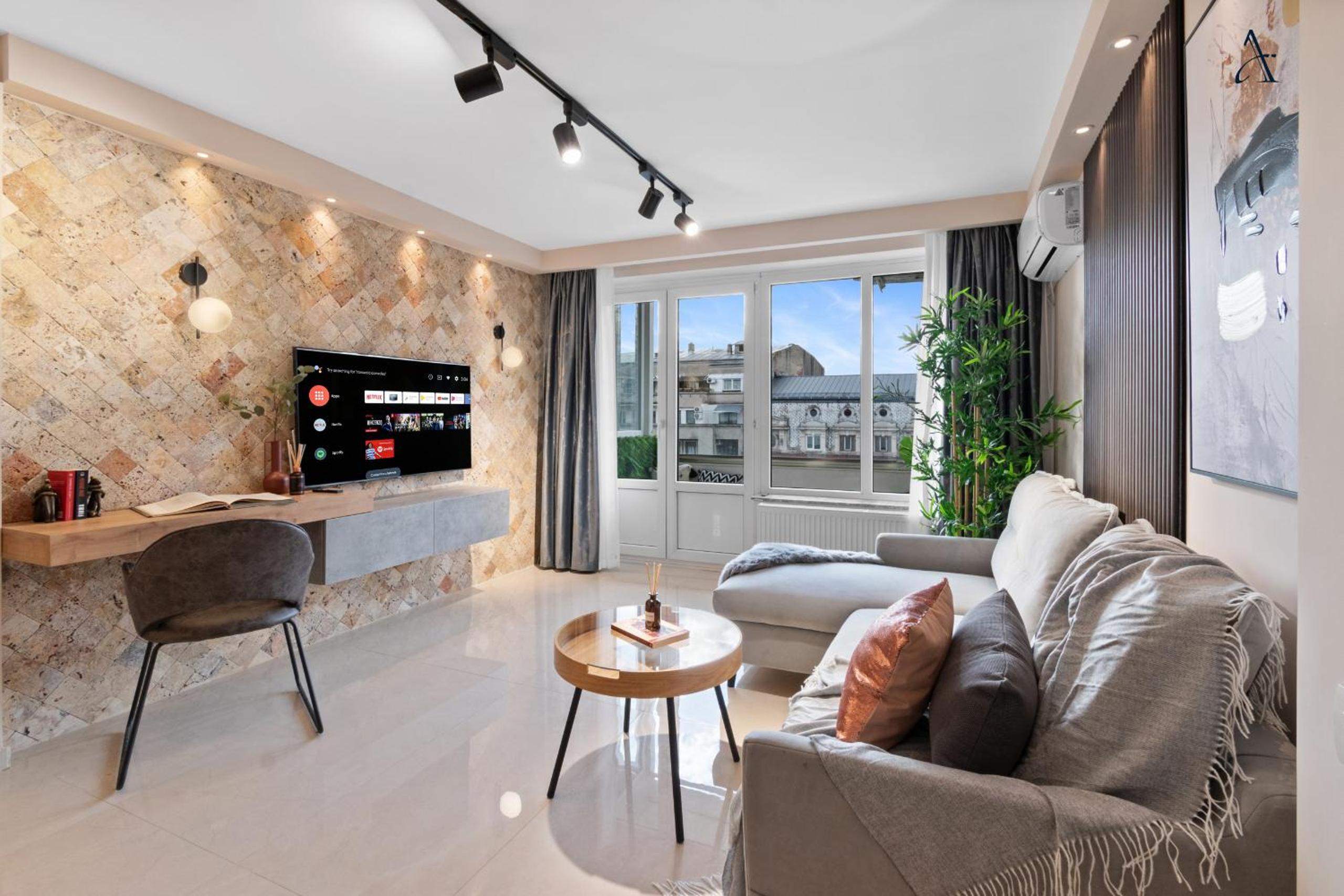 RentForComfort Penthouse Romana Images