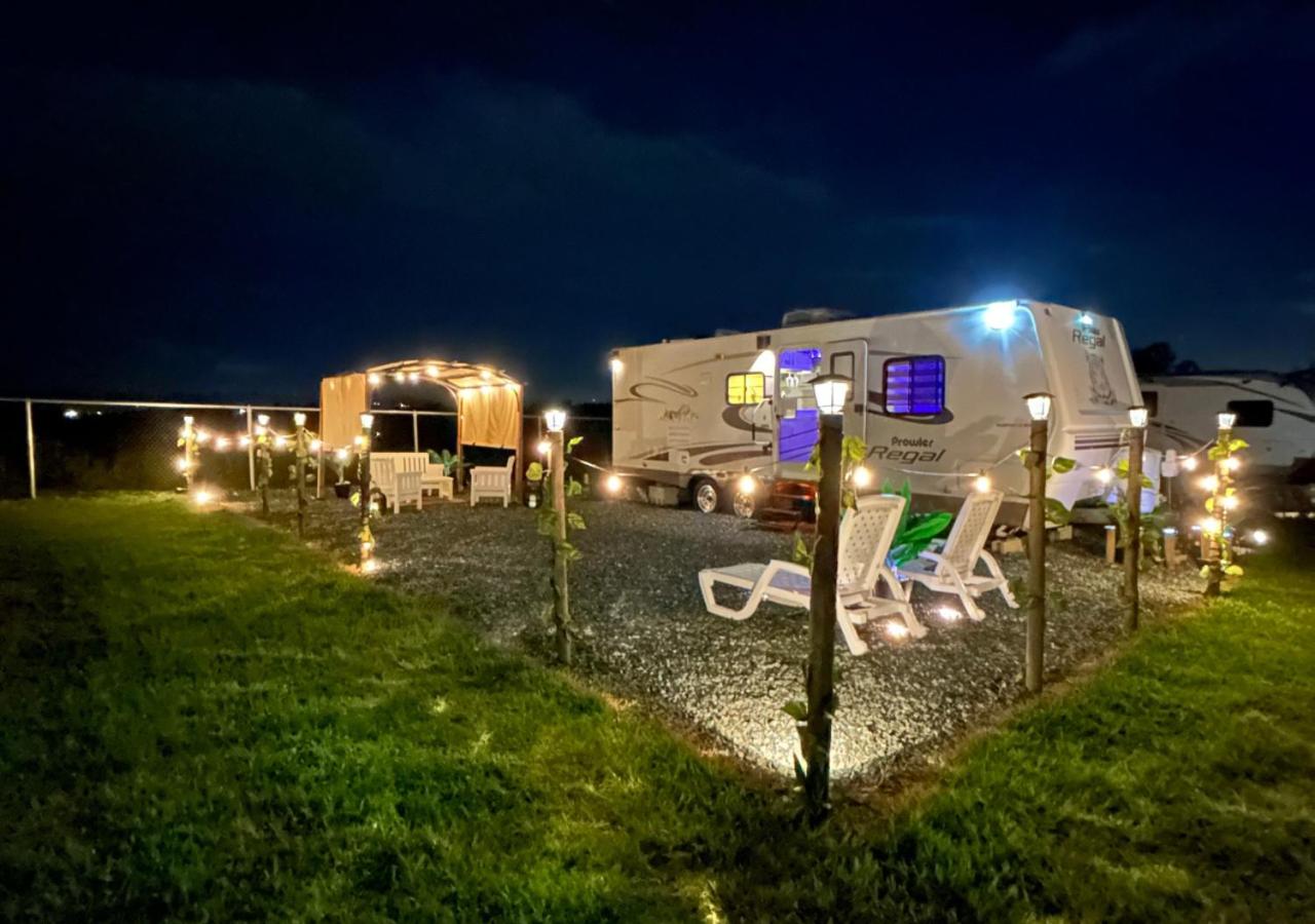 Son de Mar Camper - Shared Pool near to the Beach Images