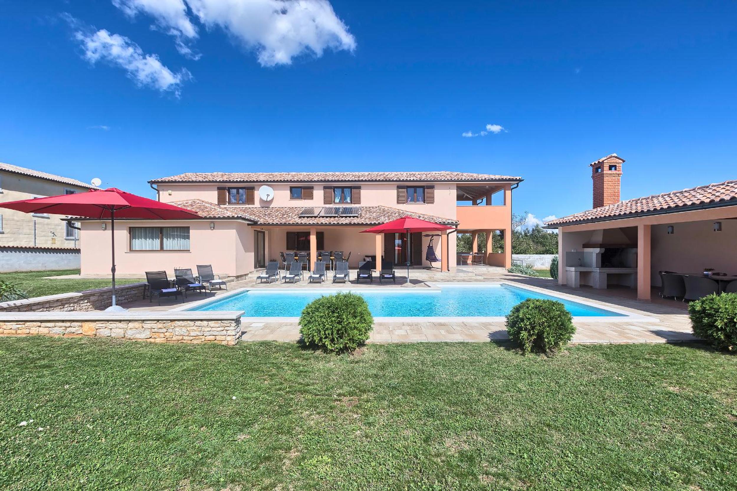 Villa Amber Images