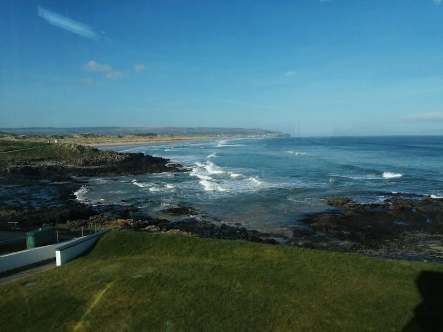 Portstewart Sea View Strand House Images