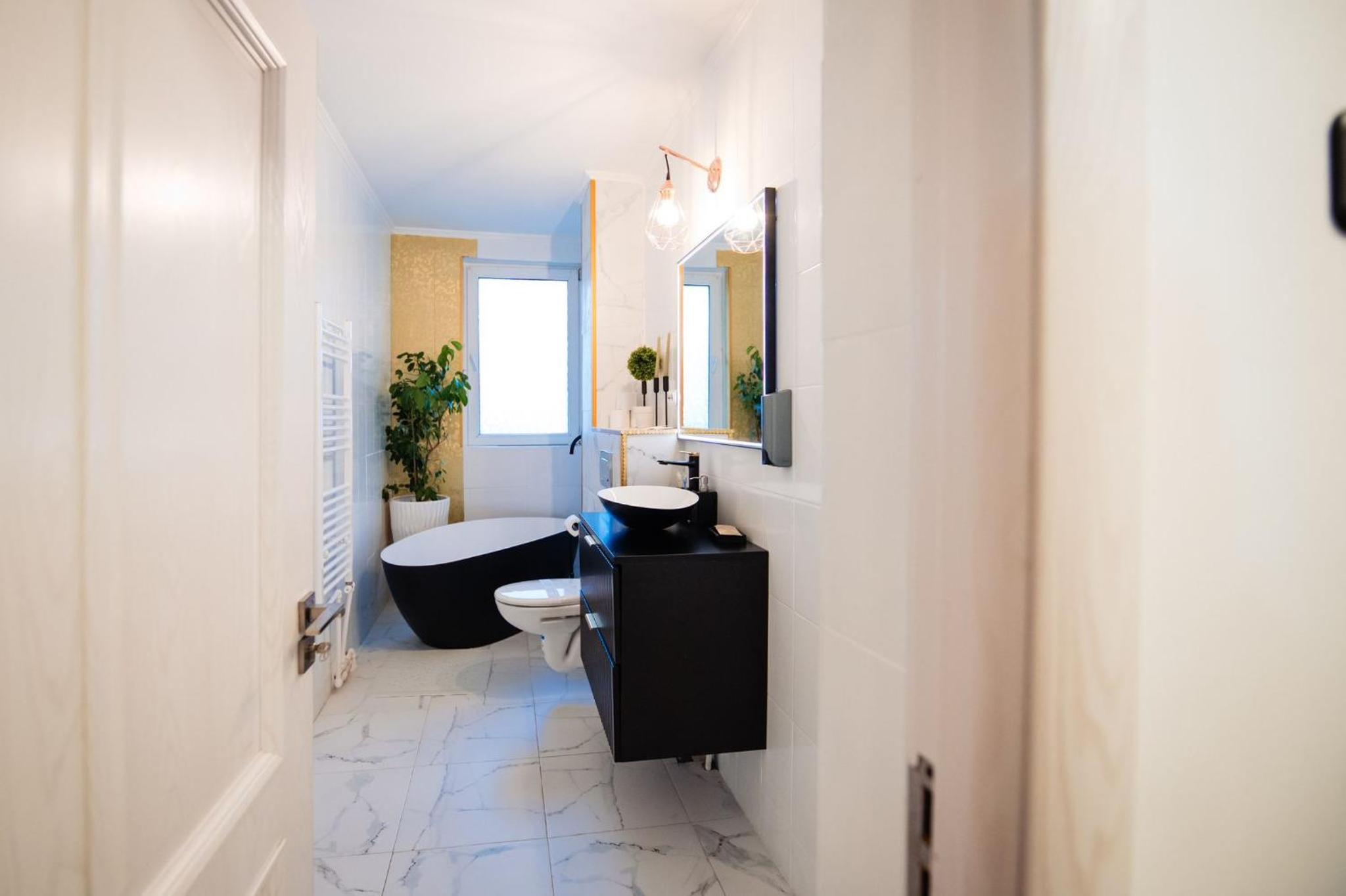 Complex Omnia - Apartamente Husi Images