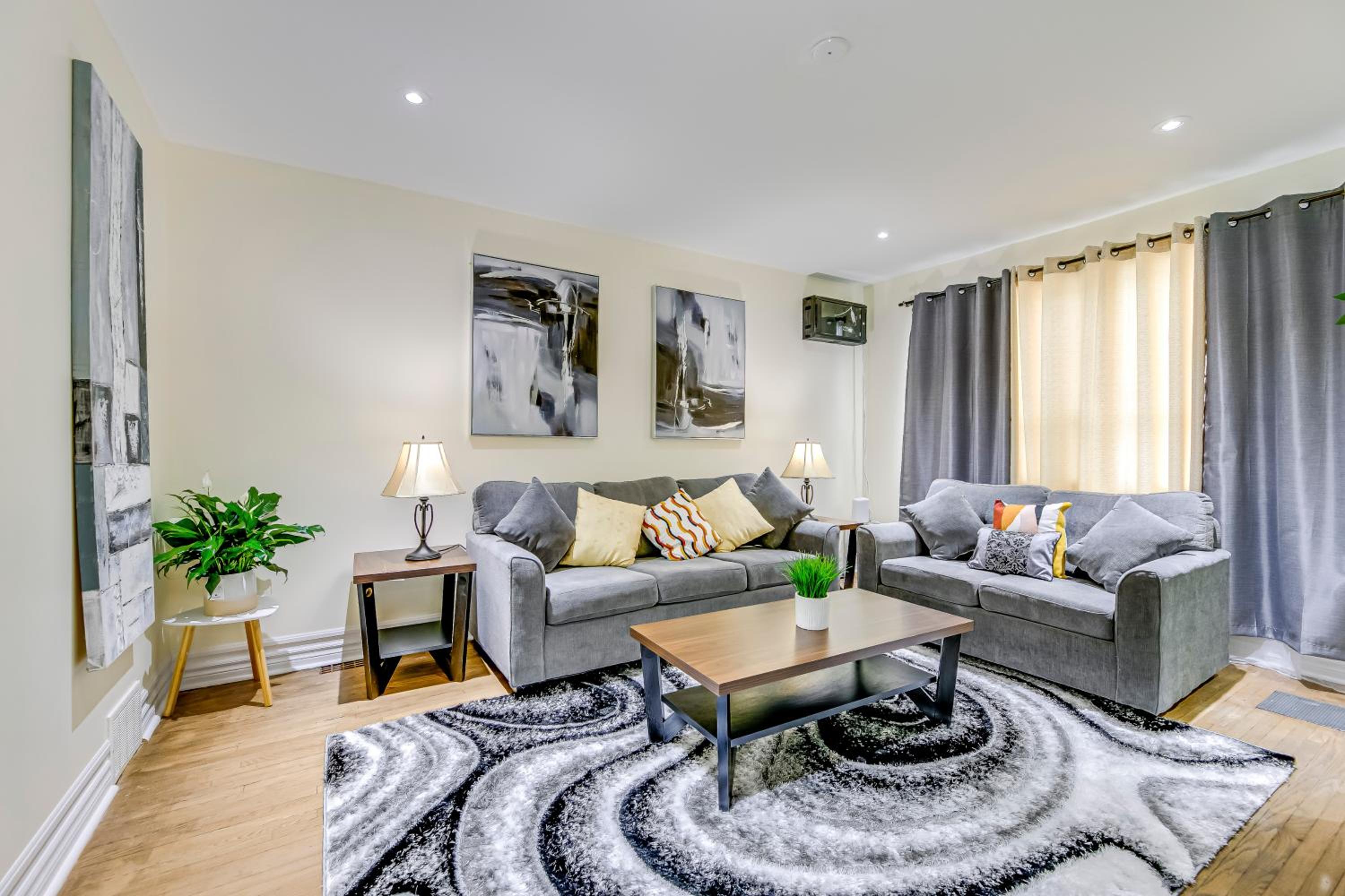 tranquil-oasis-in-lakeview
