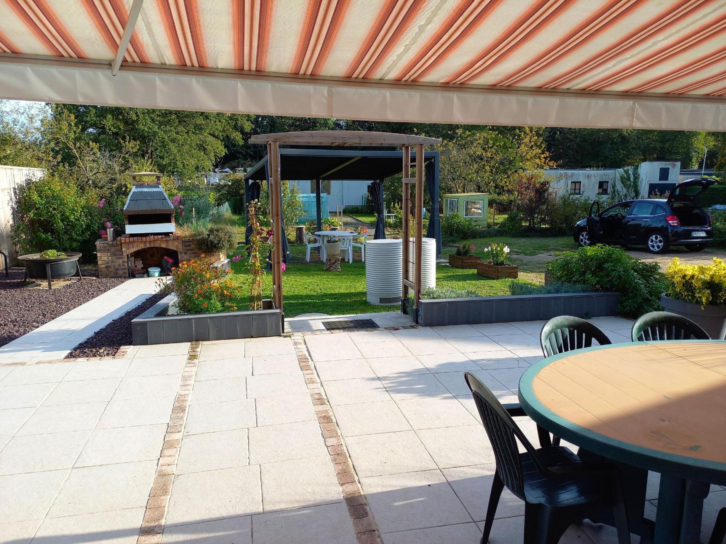 Maison confortable avec jardin, proche centre-ville et circuit 24h du Mans - FR-1-410-271 Images