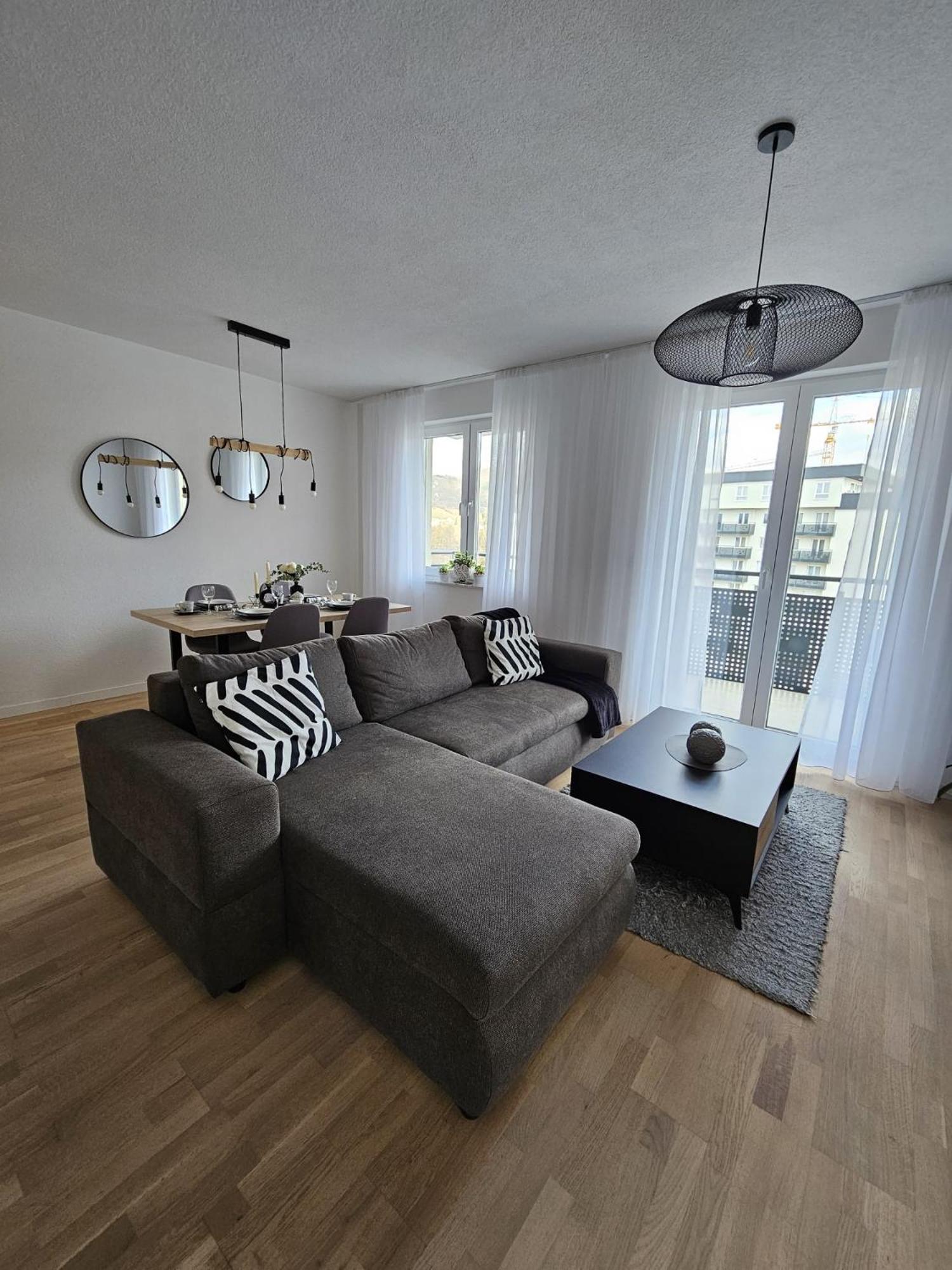 Apartman 33 Images