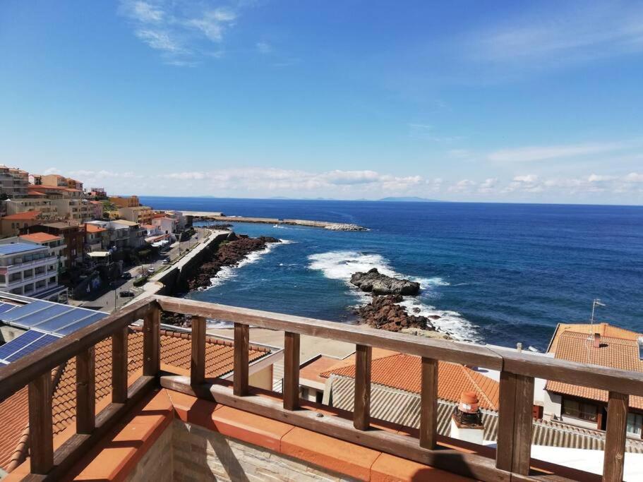 Panoramic Waterfront Penthouse 3bed Unit Images