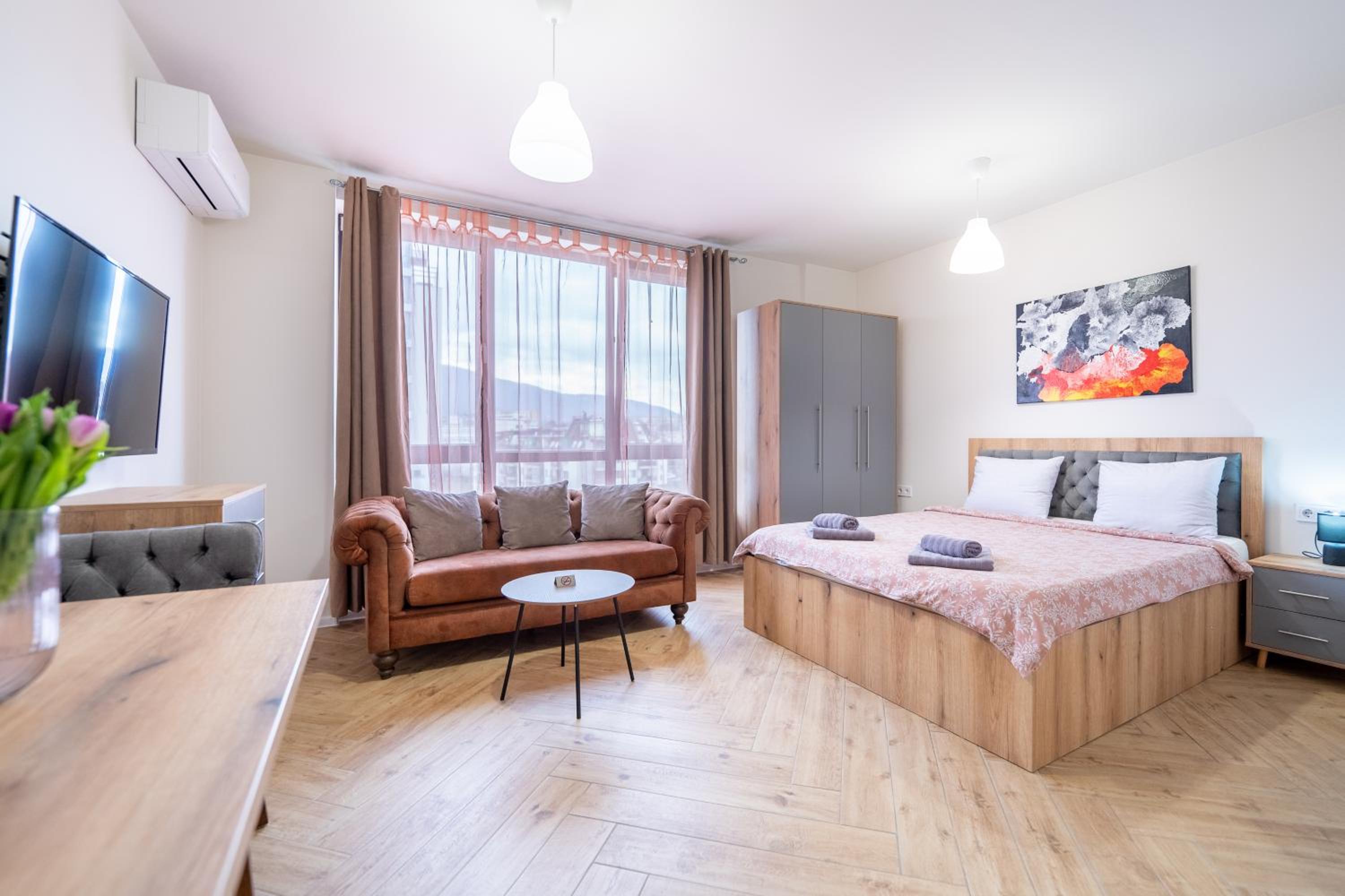 WOW studios for rent - bul Montevideo 25A - B Images