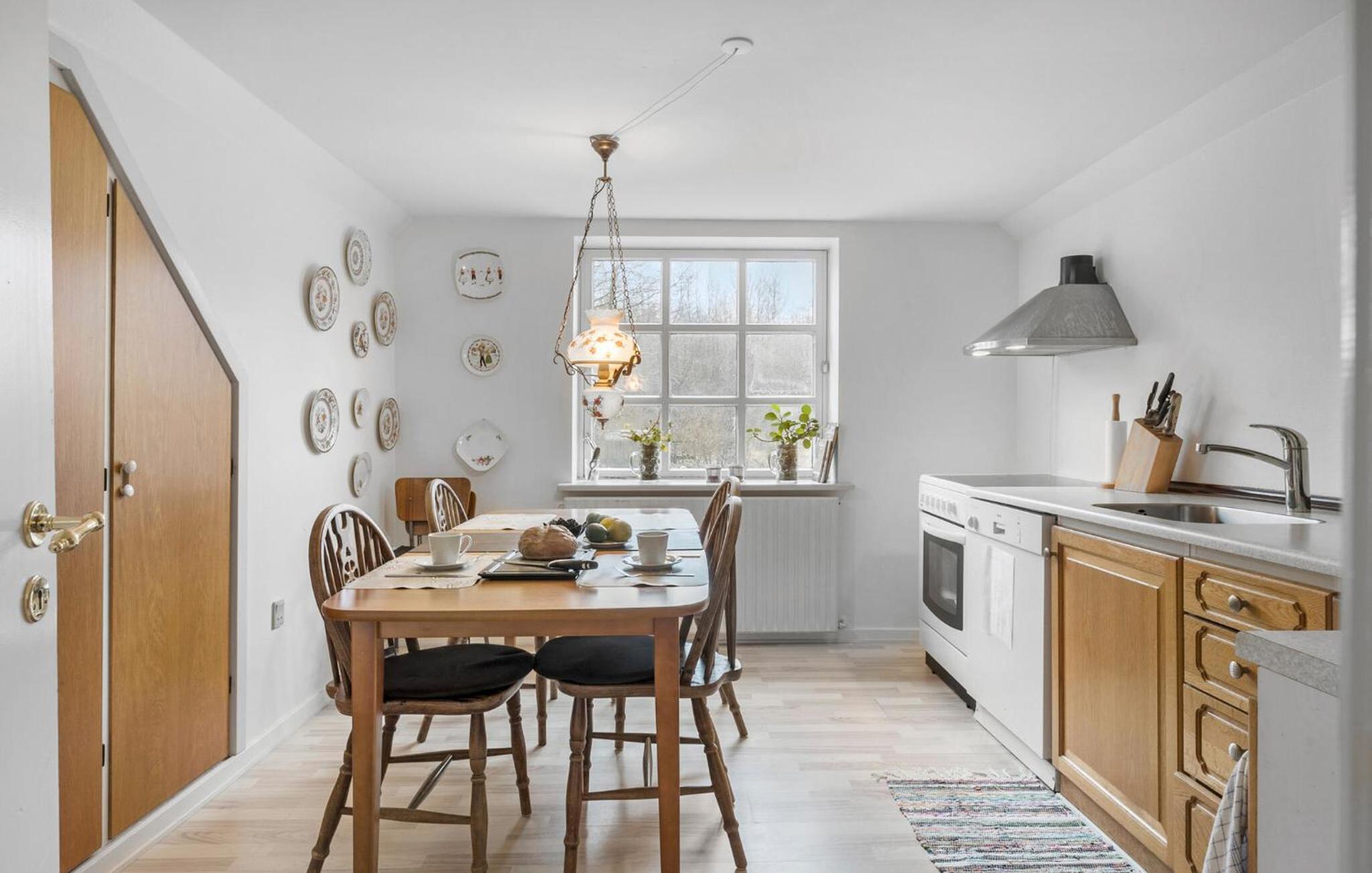 3 Bedroom Lovely Apartment In Engesvang Images