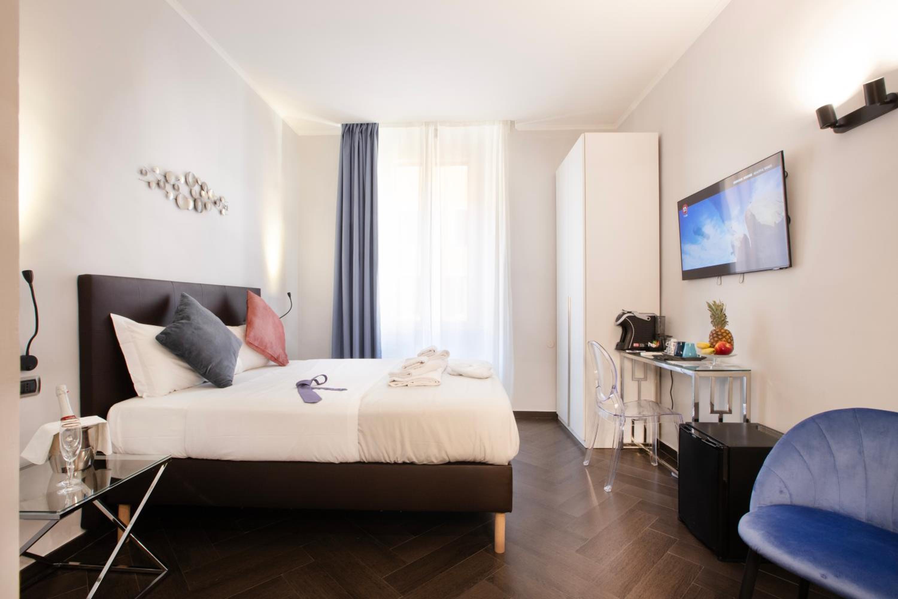 Cloud 9 Hotel