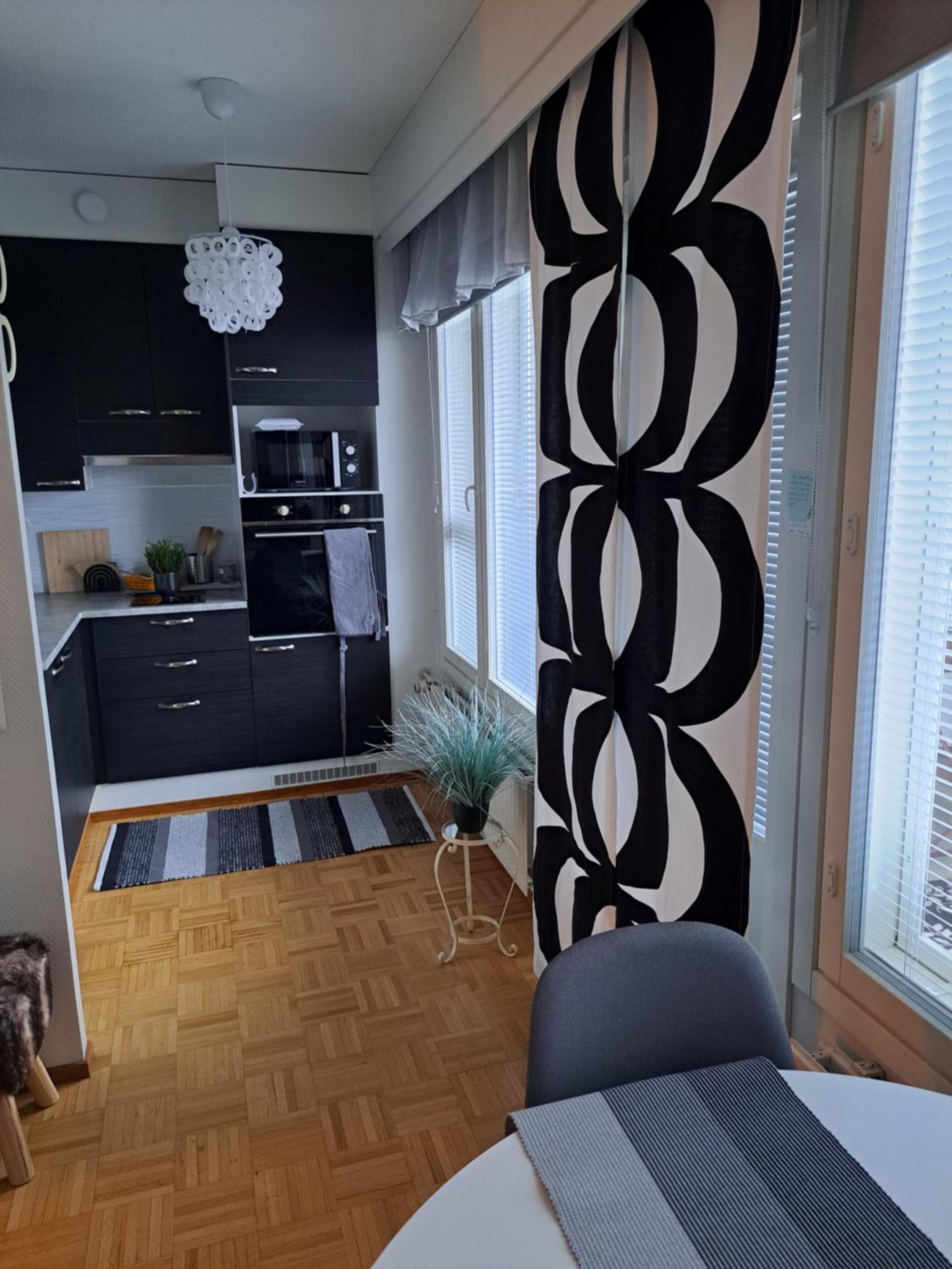 Saunallinen yksiö Images