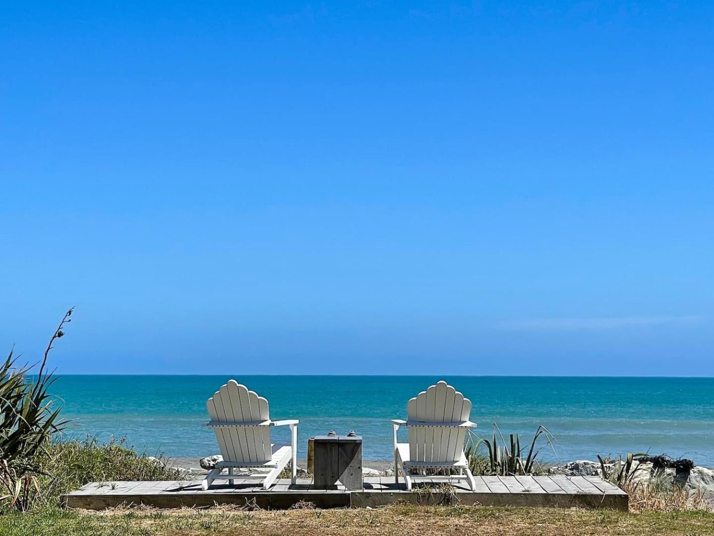 Beachfront Retreat On Revell Images