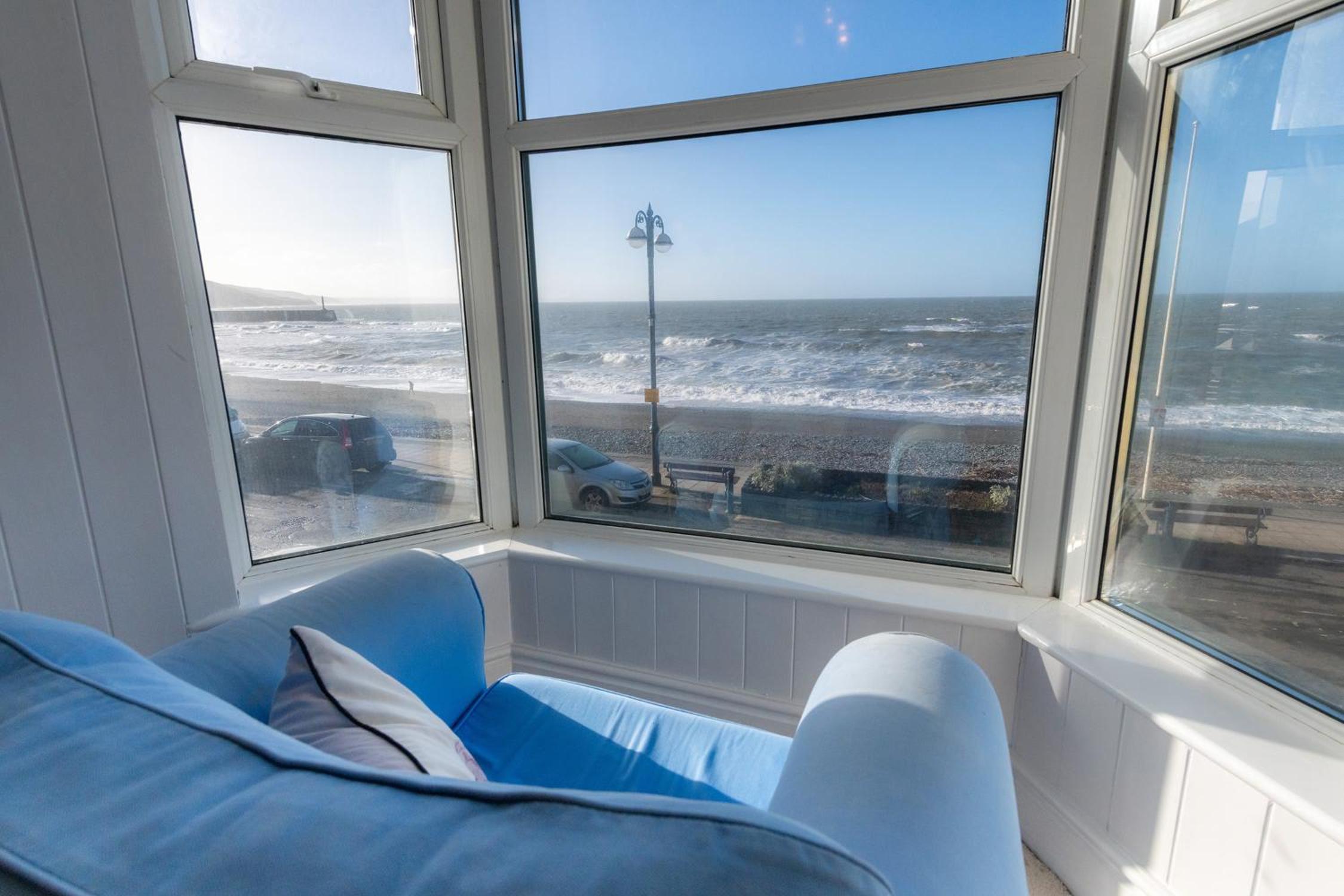 Plas Hafan Apartment 2 Aberystwyth Images
