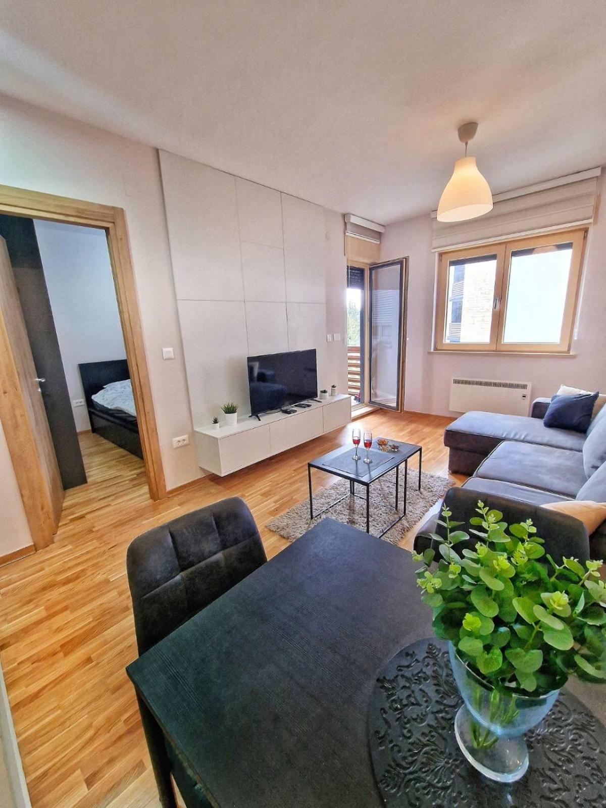 GOFD Apartman Zlatibor Images