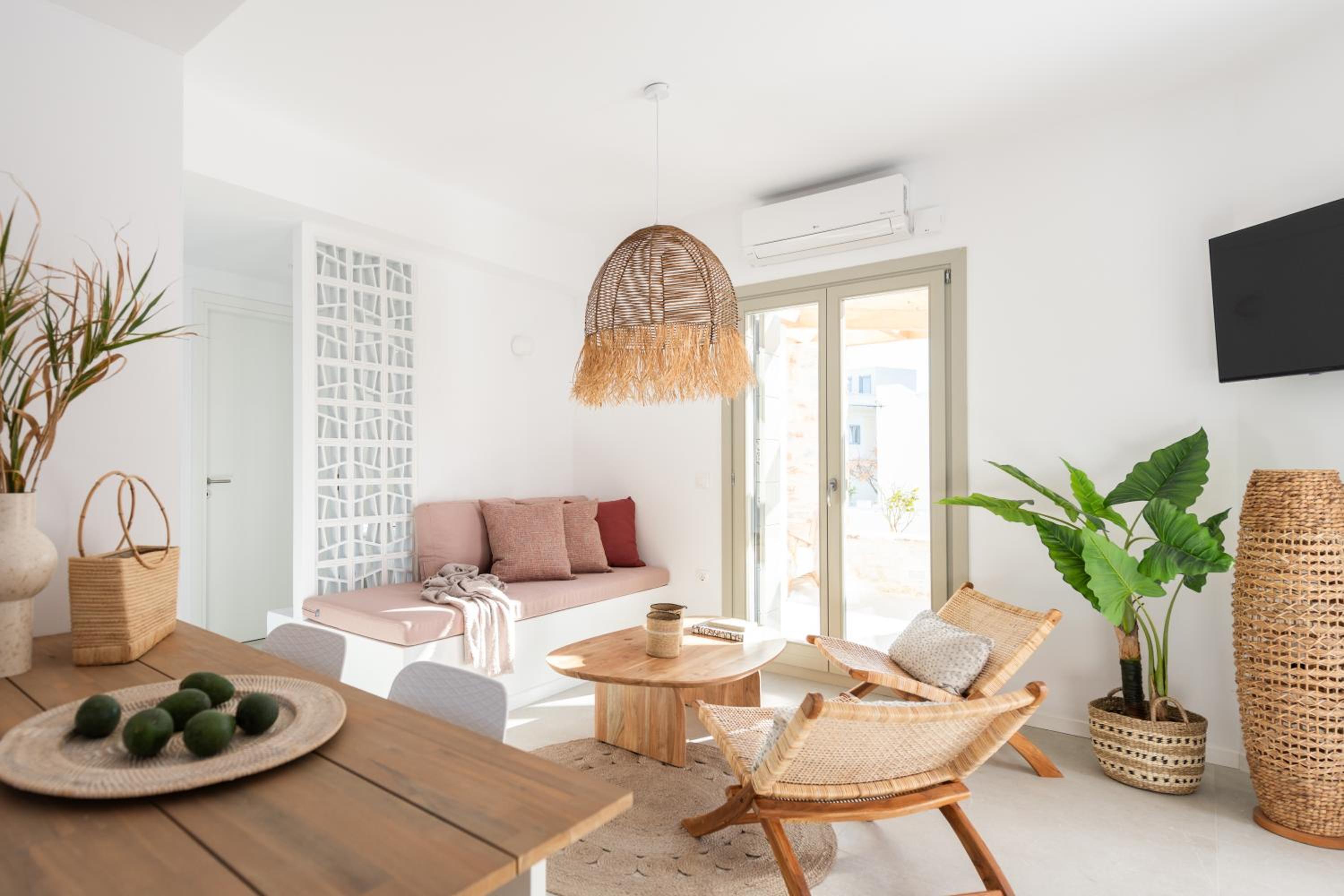Triotissa Drios private pool 50m from the beach Images