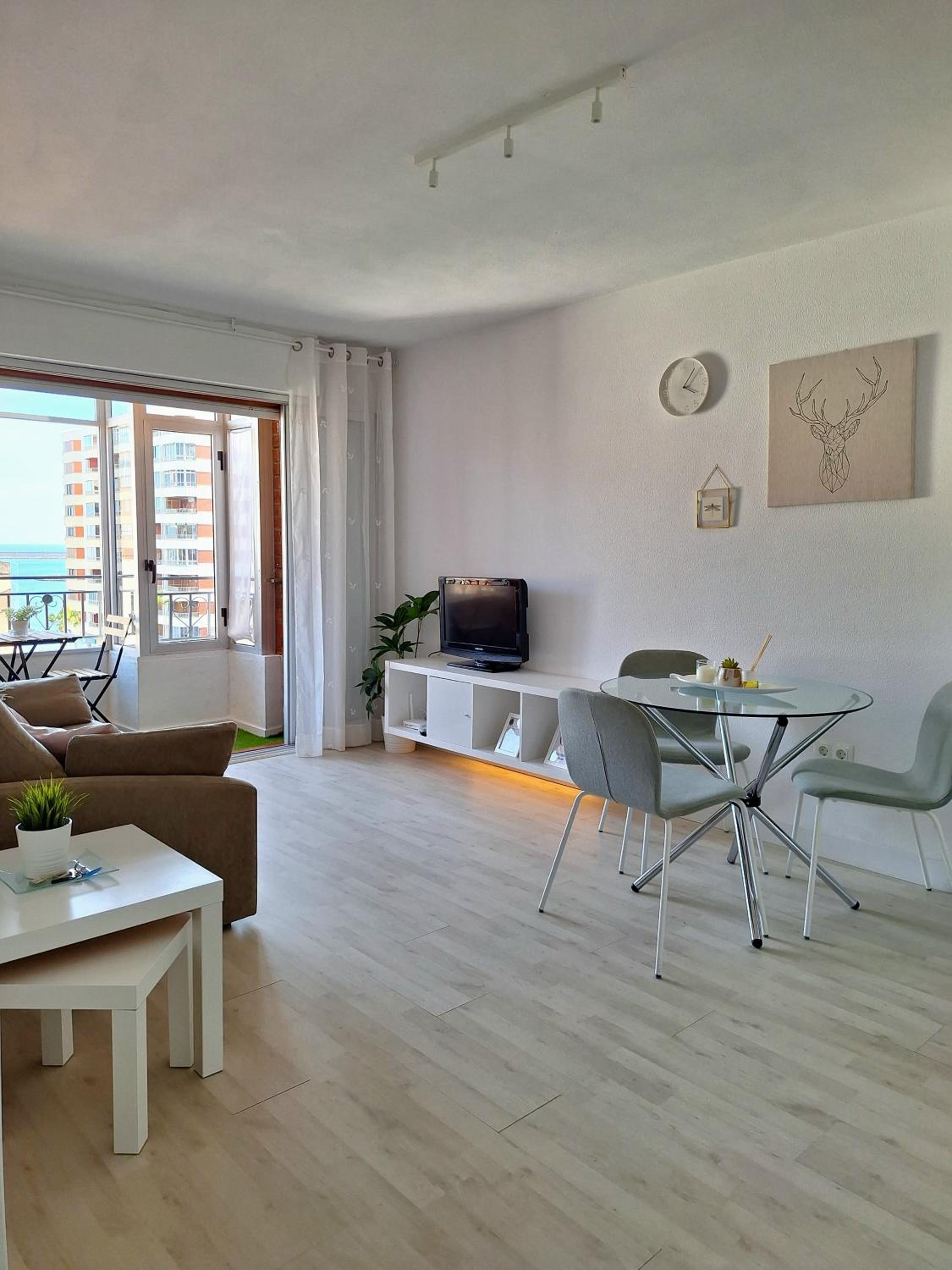 M&R AcaciasBeach, parking privado Images